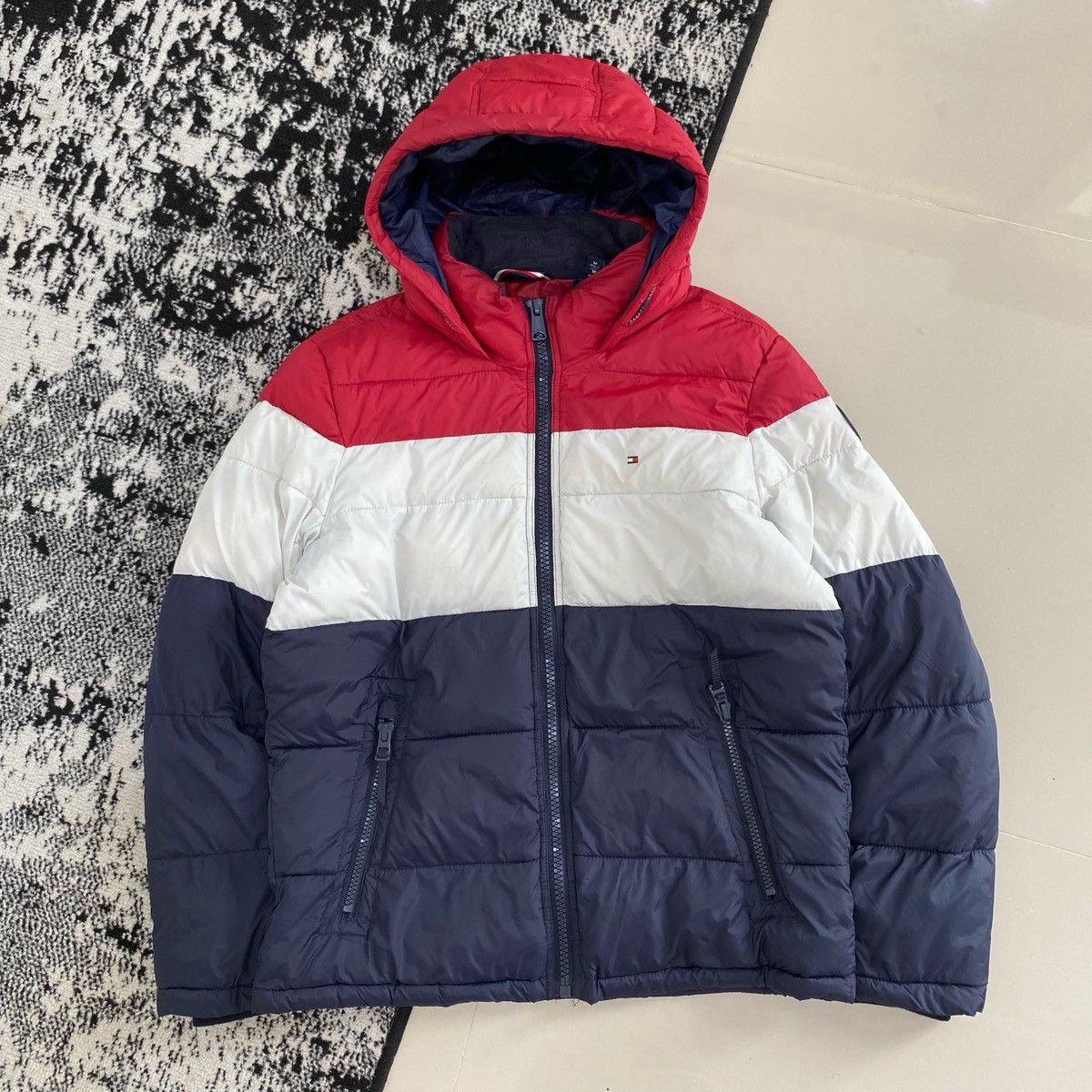 Tommy Hilfiger Tommy Hilfiger Puffer Jacket Size US M / EU 48-50 / 2 - 1 Thumbnail