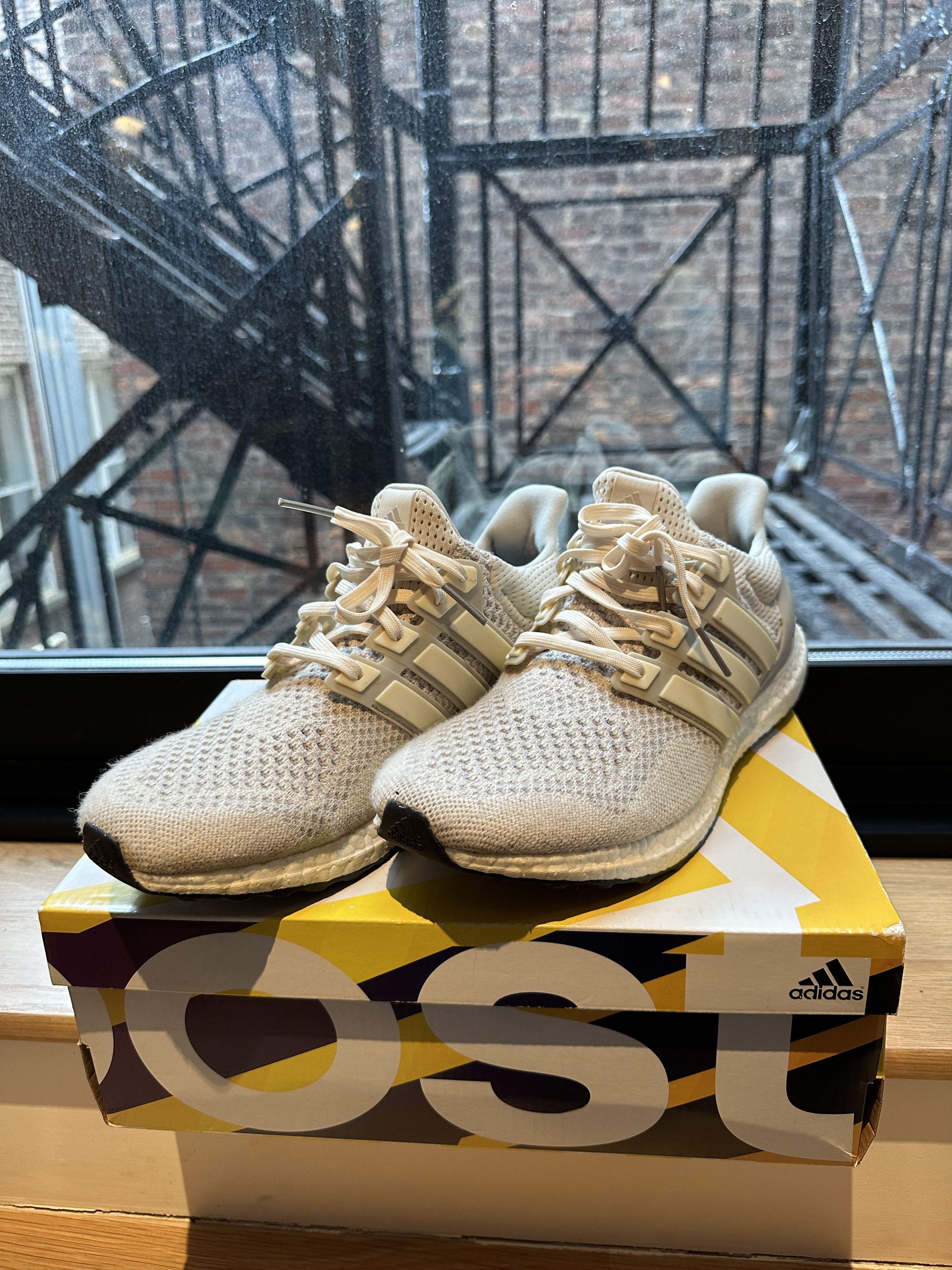 Cream chalk ultraboost best sale