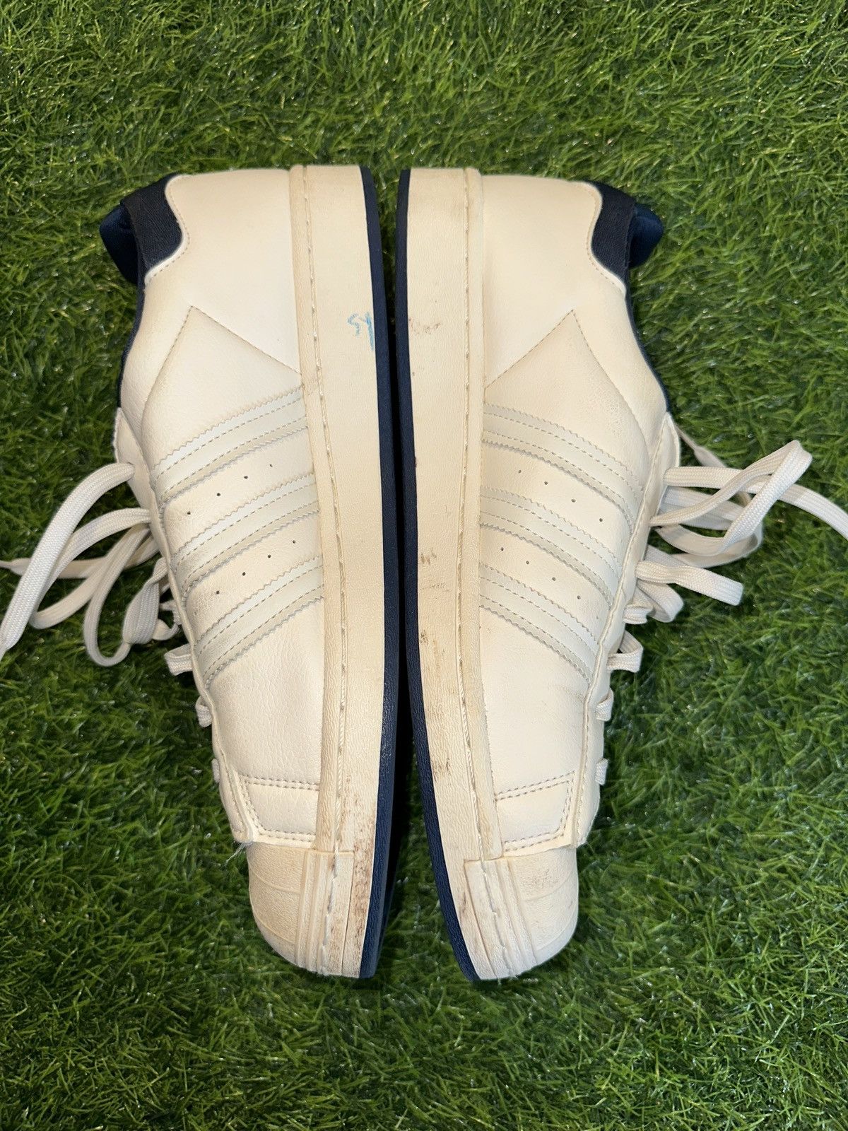 Adidas Adidas superstar low chalk white size 11 Size US 11 / EU 44 - 4 Thumbnail