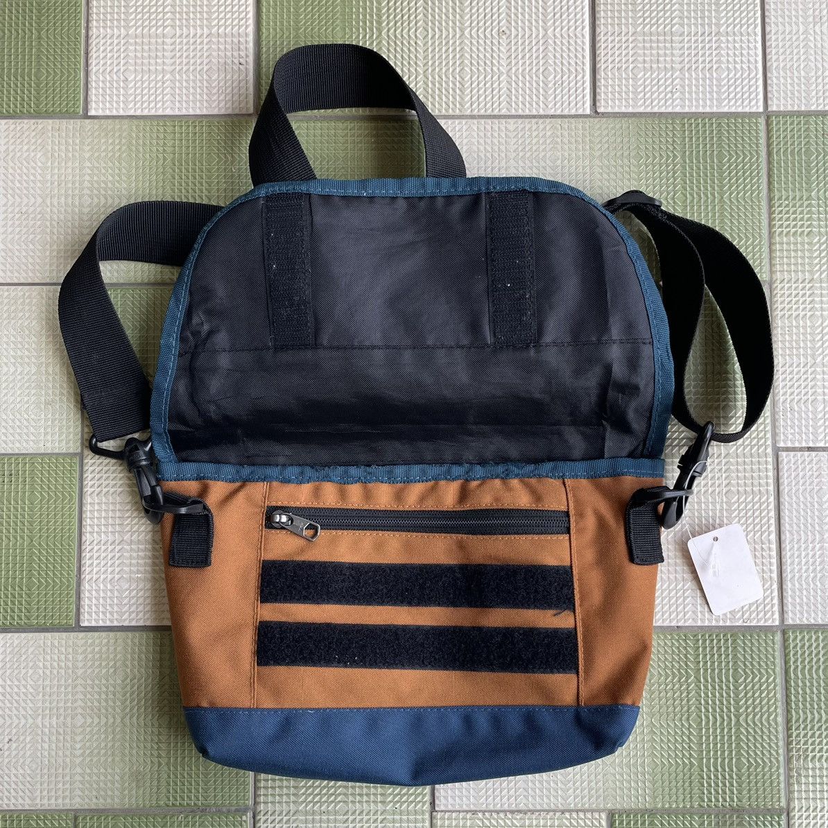 Japanese Brand 🔥 RARE MULTI COLOUR CORDURA FABRIC CROSSBODY Size ONE SIZE - 8 Thumbnail