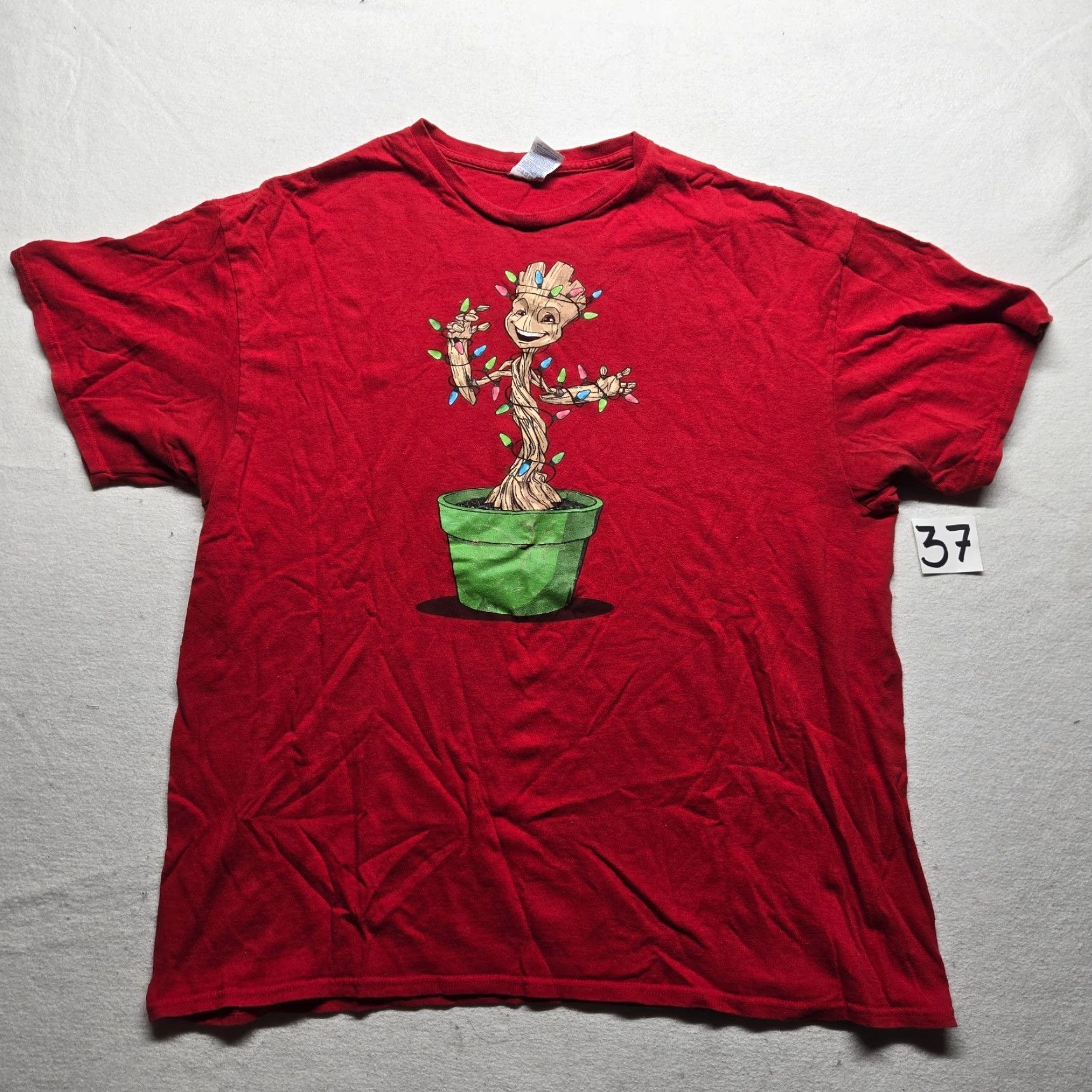 Vintage VINTAGE Marvel Groot Christmas T-Shirt Adult Men 2XL Red Cotton Graphic Short Sleeve Size US XXL / EU 58 / 5 - 2 Thumbnail