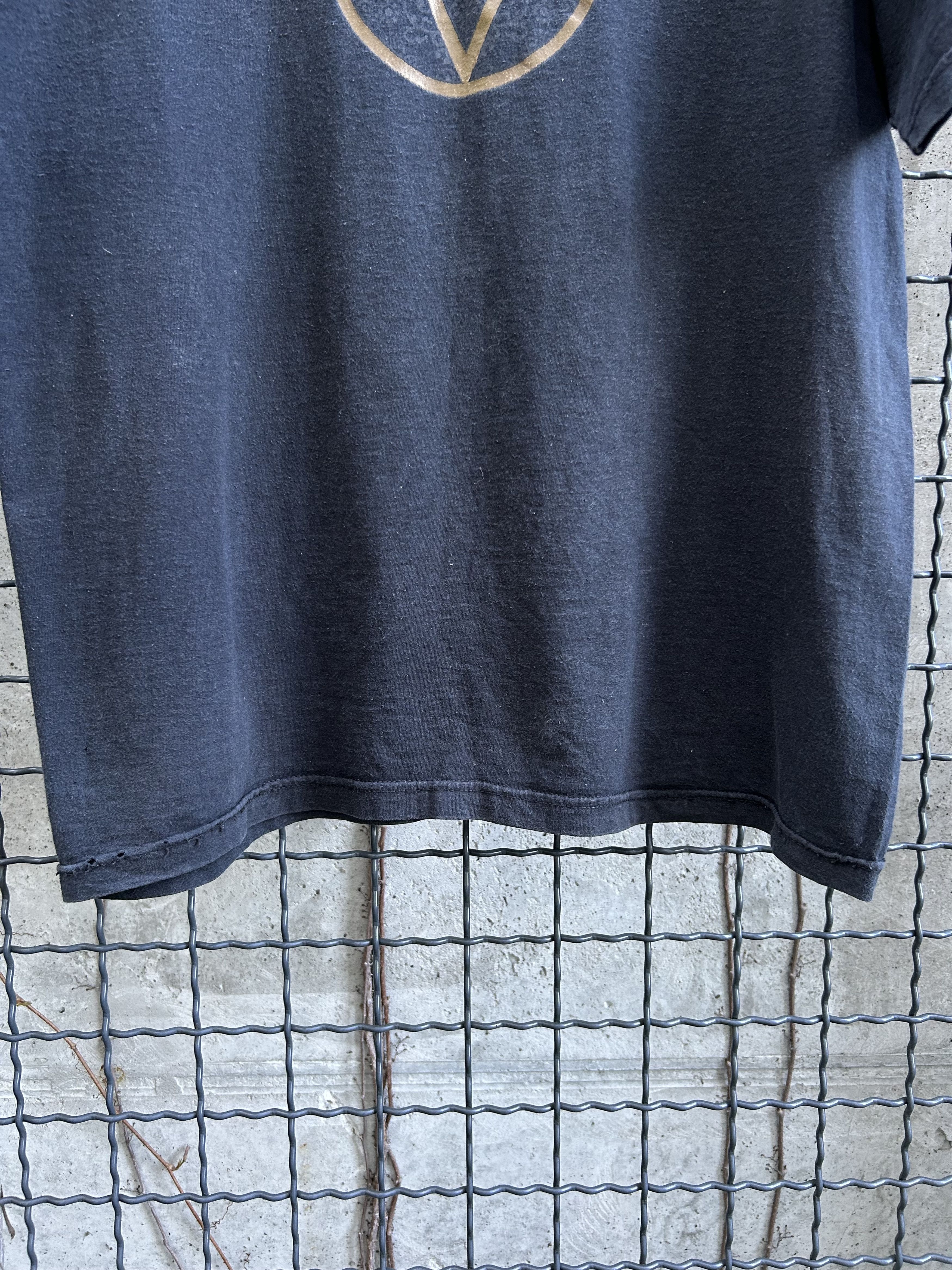 Band Tees × Vintage Vintage 2000s HIM Rock Band T-shirt Size US L / EU 52-54 / 3 - 8 Thumbnail