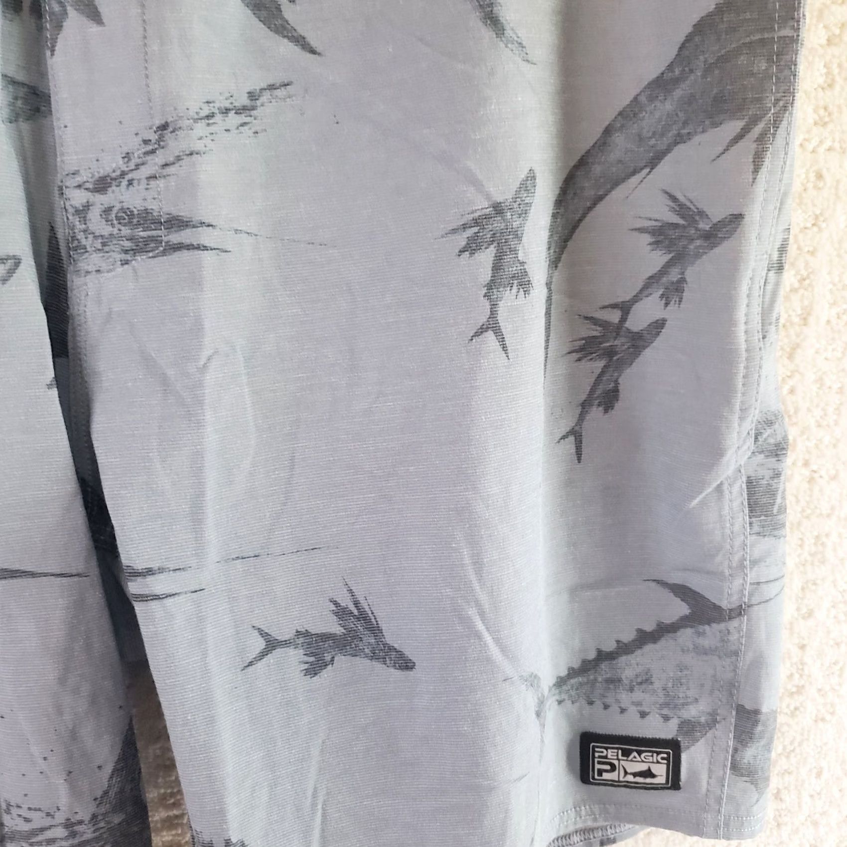 Vintage PELAGIC Board Shorts Men 38x8 Blue Fish Print Camouflage Swim Surf Flex Size US 38 / EU 54 - 5 Thumbnail