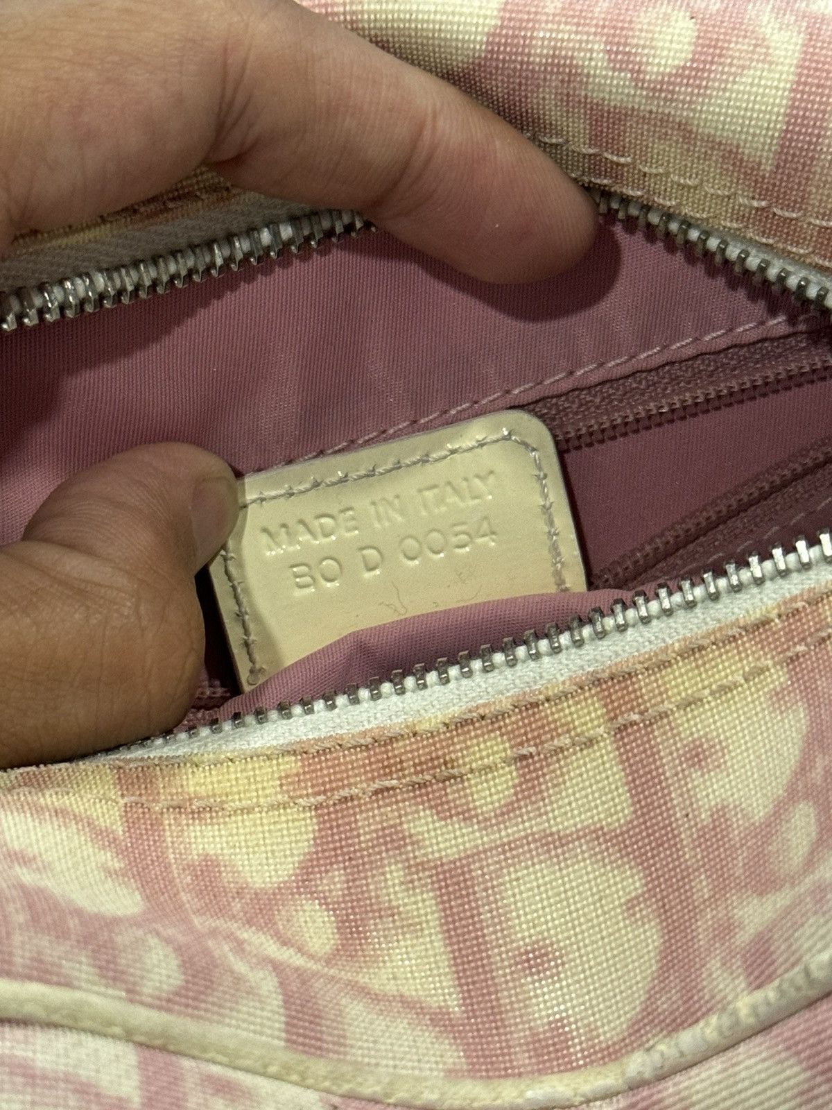 Dior Vintage - Dior Trotter Pink Monogram Slingbag Size ONE SIZE - 14 Thumbnail
