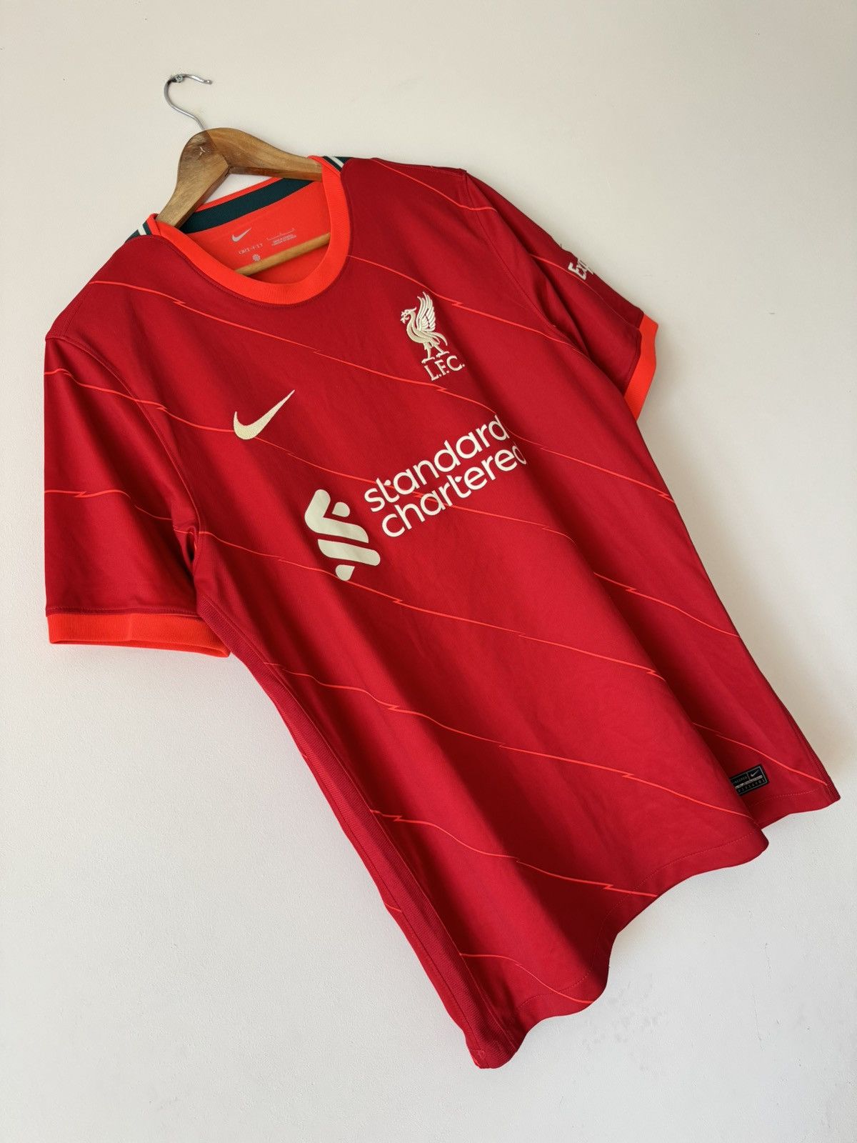 Nike Liverpool 2021-2022 Home Soccer Jersey Nike Football Shirt Size US L / EU 52-54 / 3 - 4 Thumbnail
