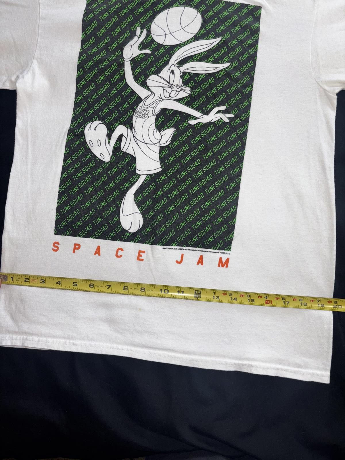 Designer Vintage Space Jam Bugs Bunny T-Shirt Size US M / EU 48-50 / 2 - 11 Thumbnail