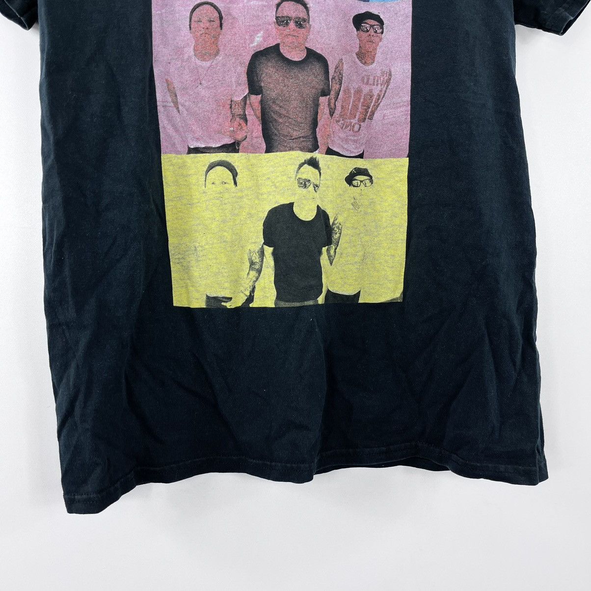 Band Tees × Vintage Blink 2012 Tour T-Shirt Big Logo Black Size M Size US M / EU 48-50 / 2 - 7 Thumbnail