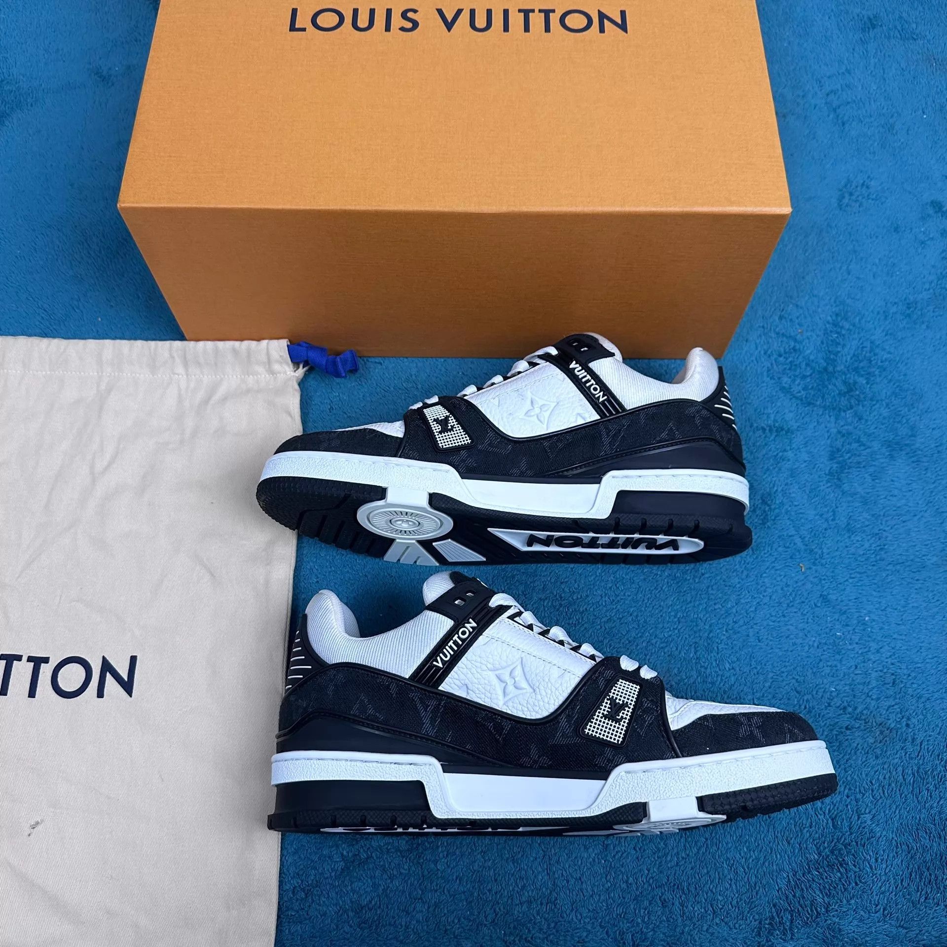 Louis Vuitton LV Trainer Black White Panda Print Denim 6.5/40.5 Near New Size US 7.5 / EU 40-41 - 3 Thumbnail