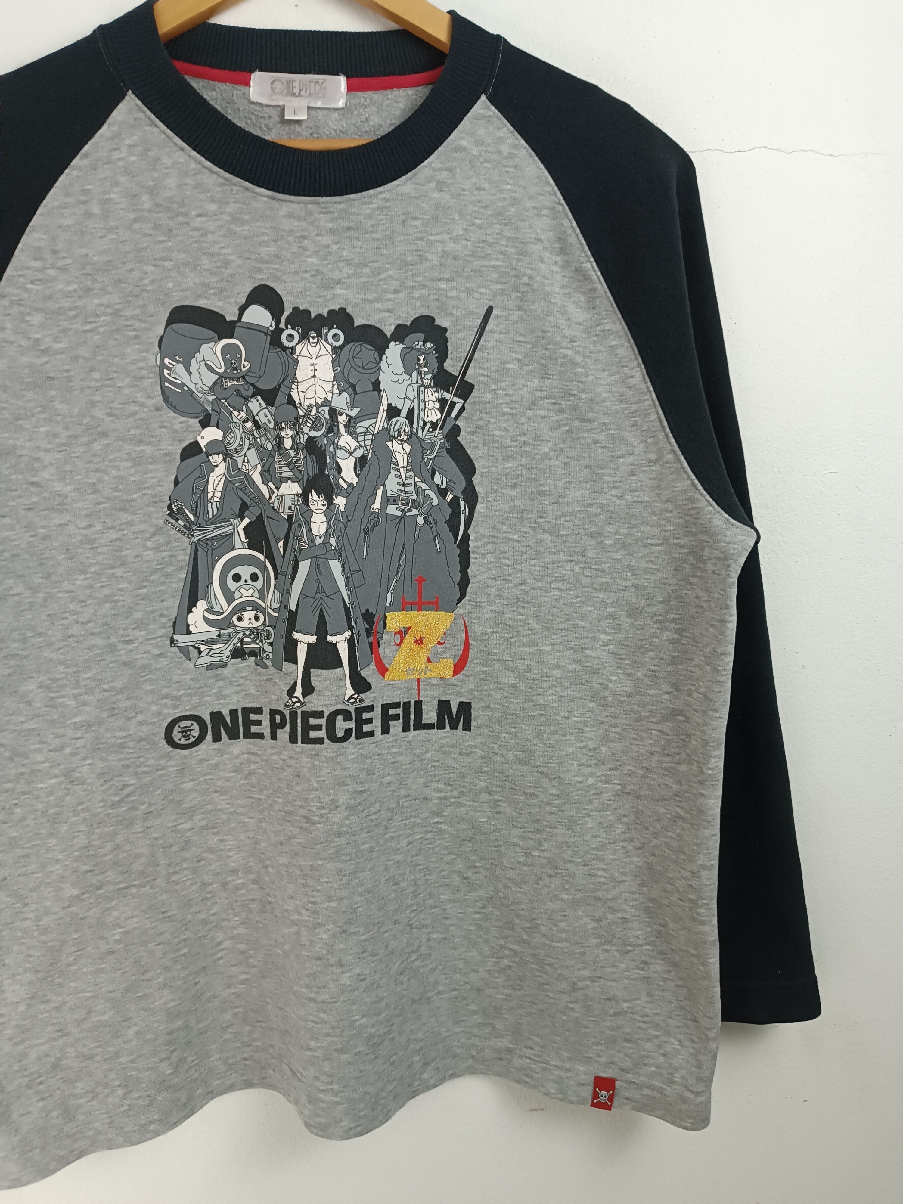 Anime VINTAGE ONE PIECE FILM Z LINEUP SWEATSHIRT VERY RARE ANIME Size US L / EU 52-54 / 3 - 6 Thumbnail