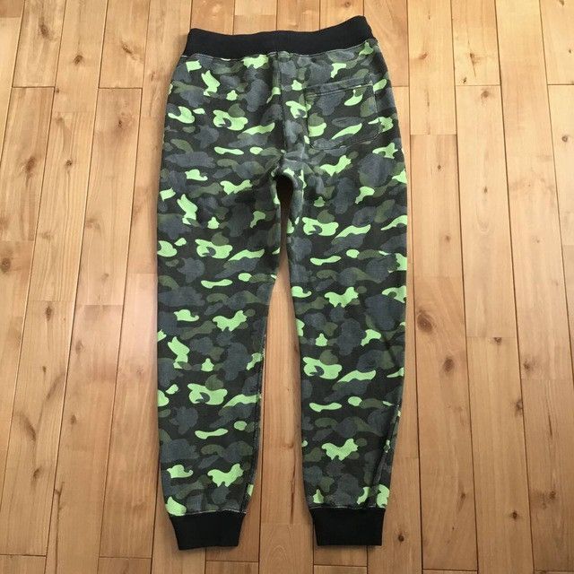 Bape BAPE Neon 1st camo green sweat pants a bathing ape ★size M Size US 32 / EU 48 - 2 Thumbnail
