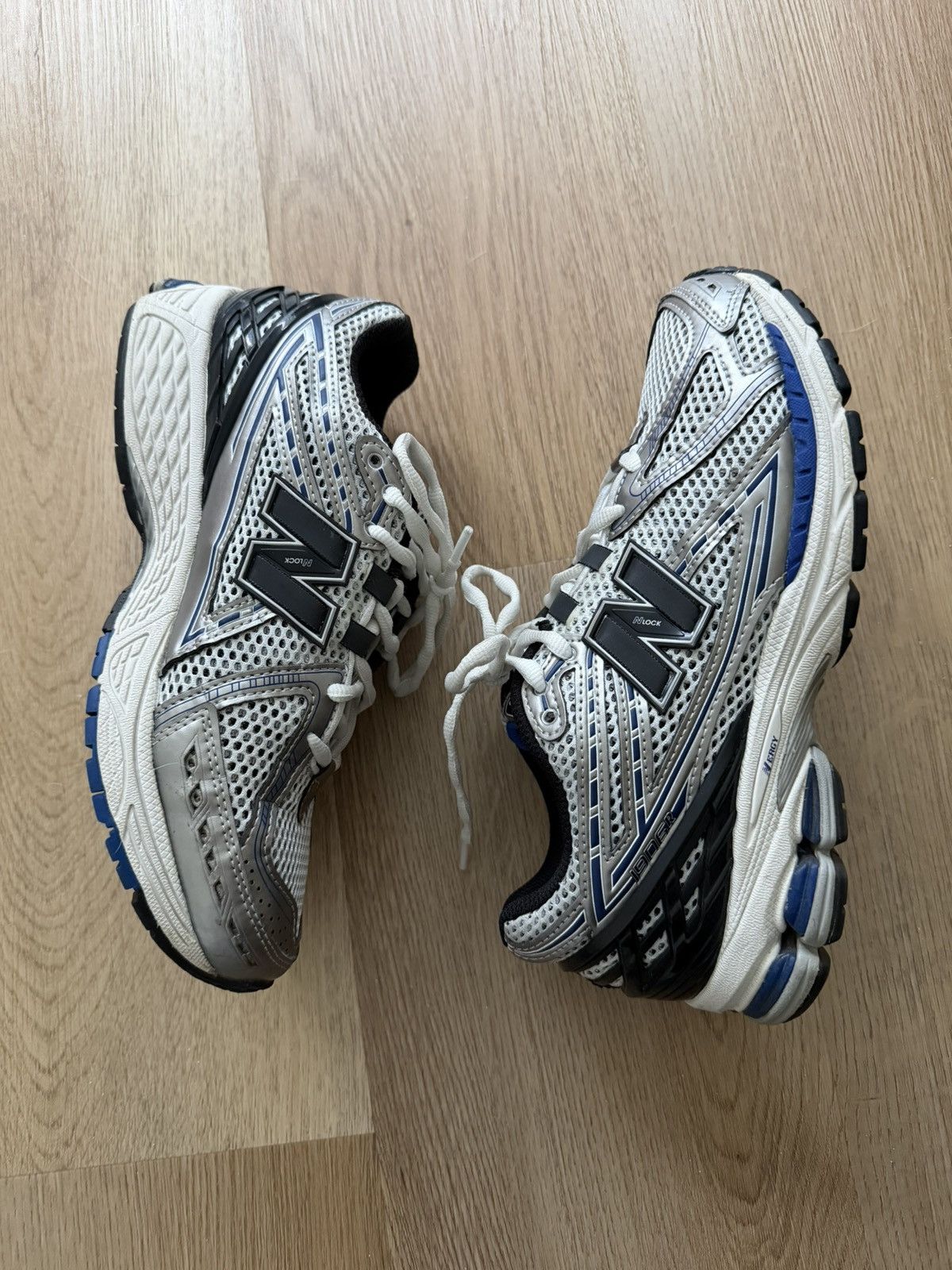 New Balance NEW BALANCE 1906R Size US 6.5 / EU 39-40 - 2 Thumbnail