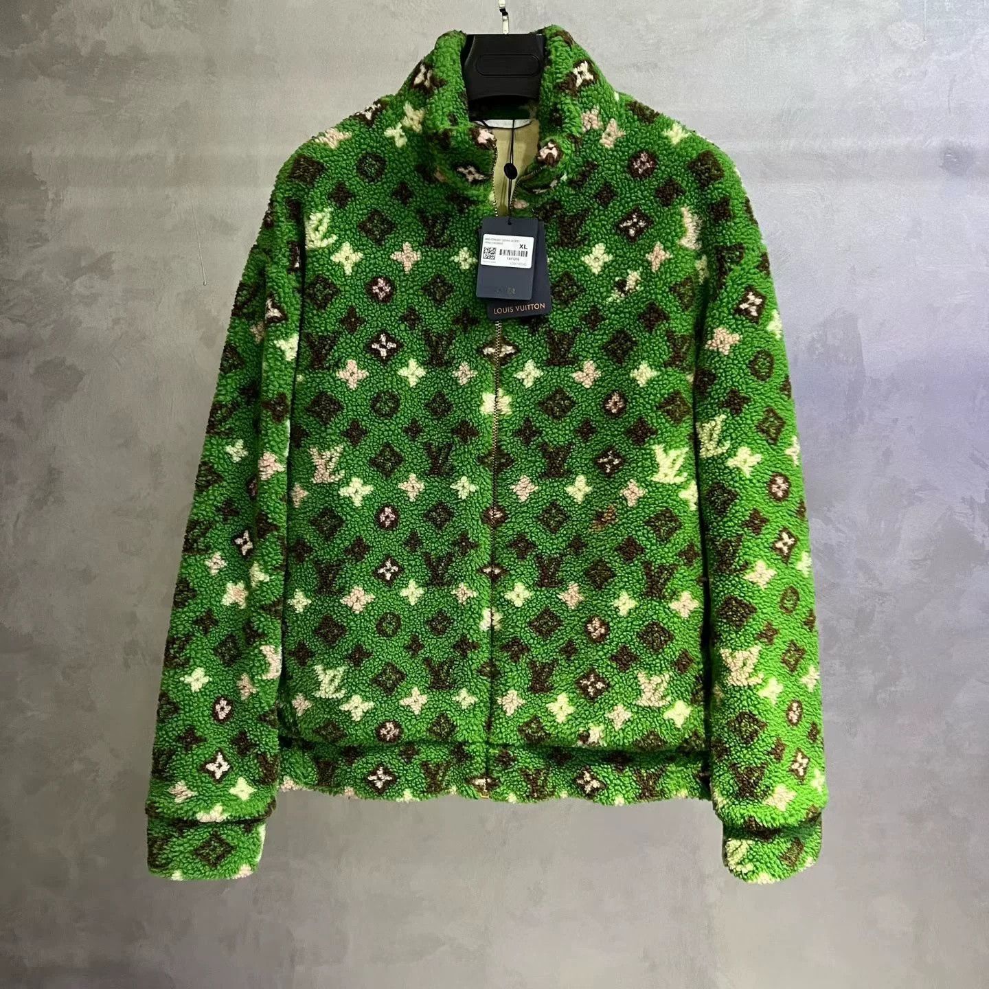 Louis Vuitton Louis Vuitton Green Logo Stand Collar Jacket Size US XL / EU 56 / 4 - 1 Thumbnail