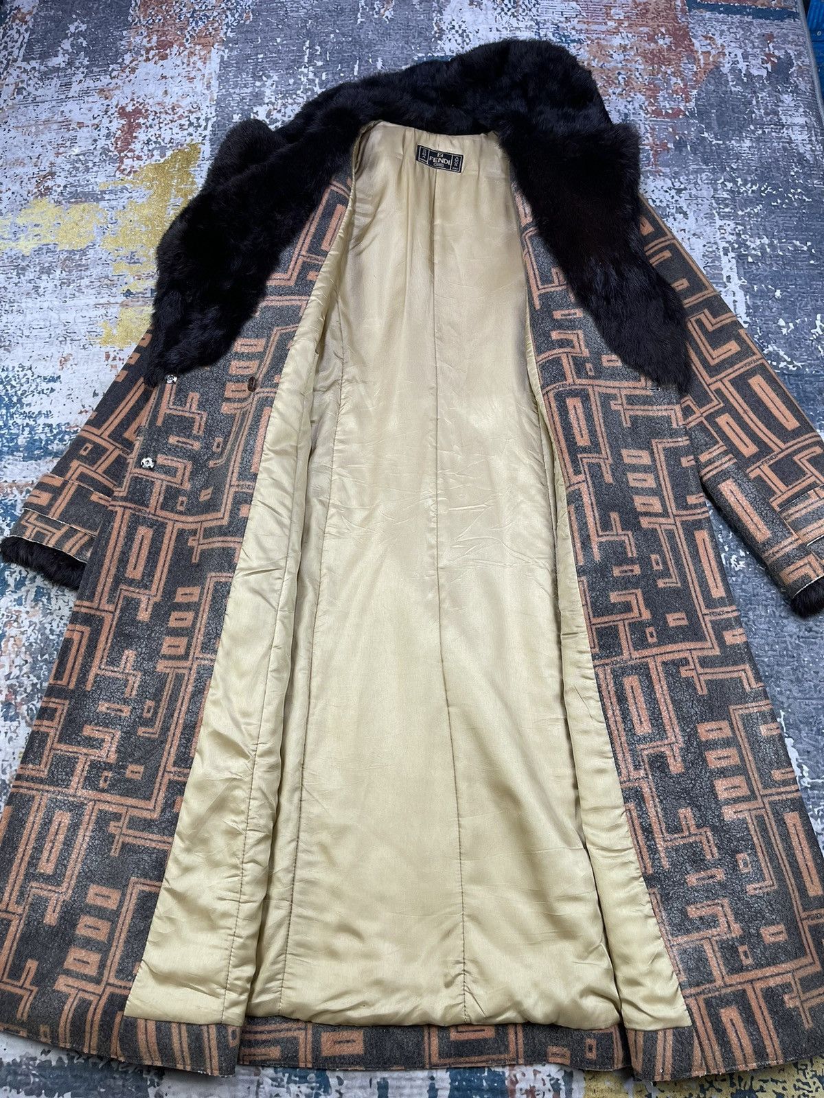 Fendi Vintage FENDI Roma Jeans Abstract Fur Trench Coats Size M / US 6-8 / IT 42-44 - 6 Thumbnail