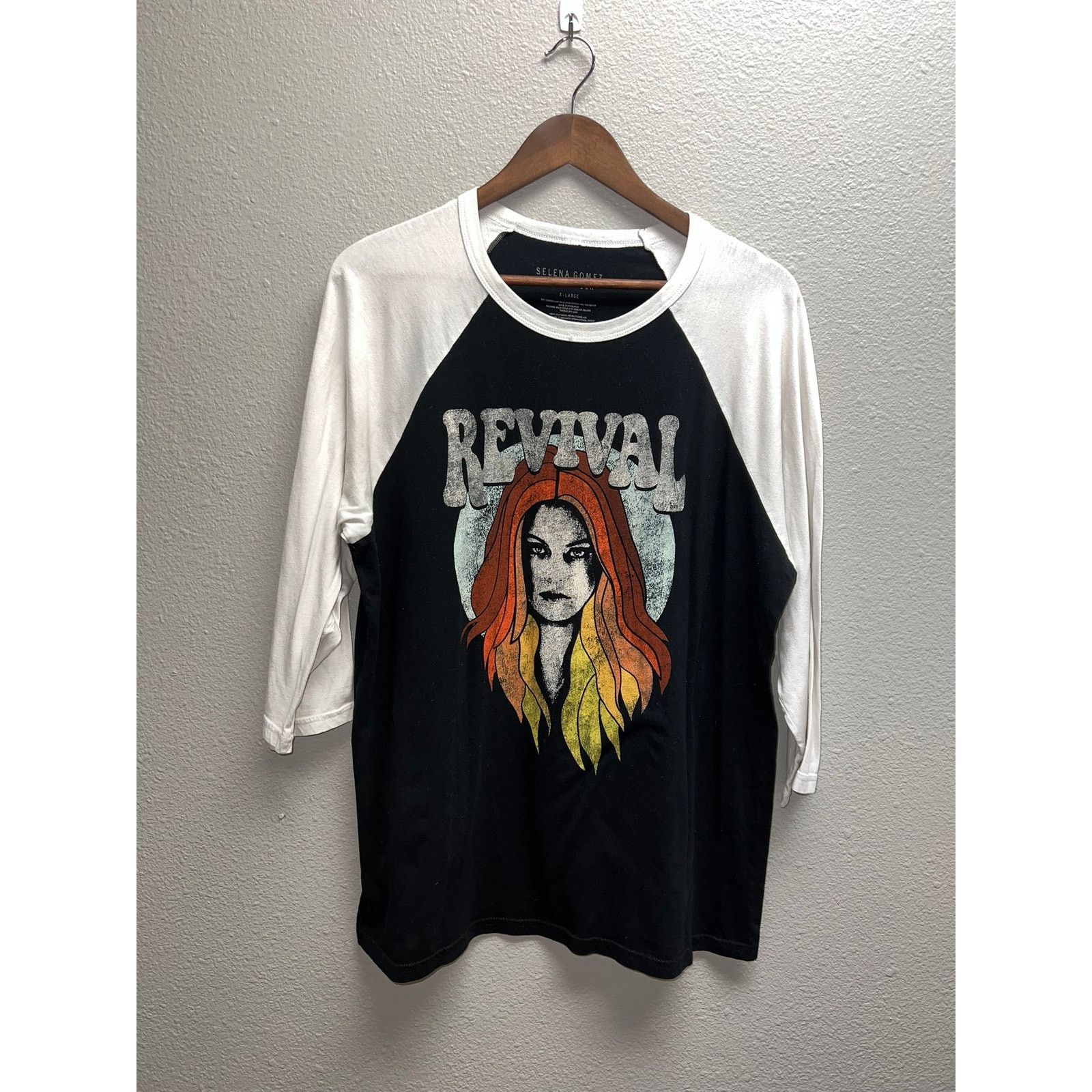 Band Tees Selena Gomez Shirt Revival Tour Concert Raglan Tee Large Size US L / EU 52-54 / 3 - 1 Thumbnail