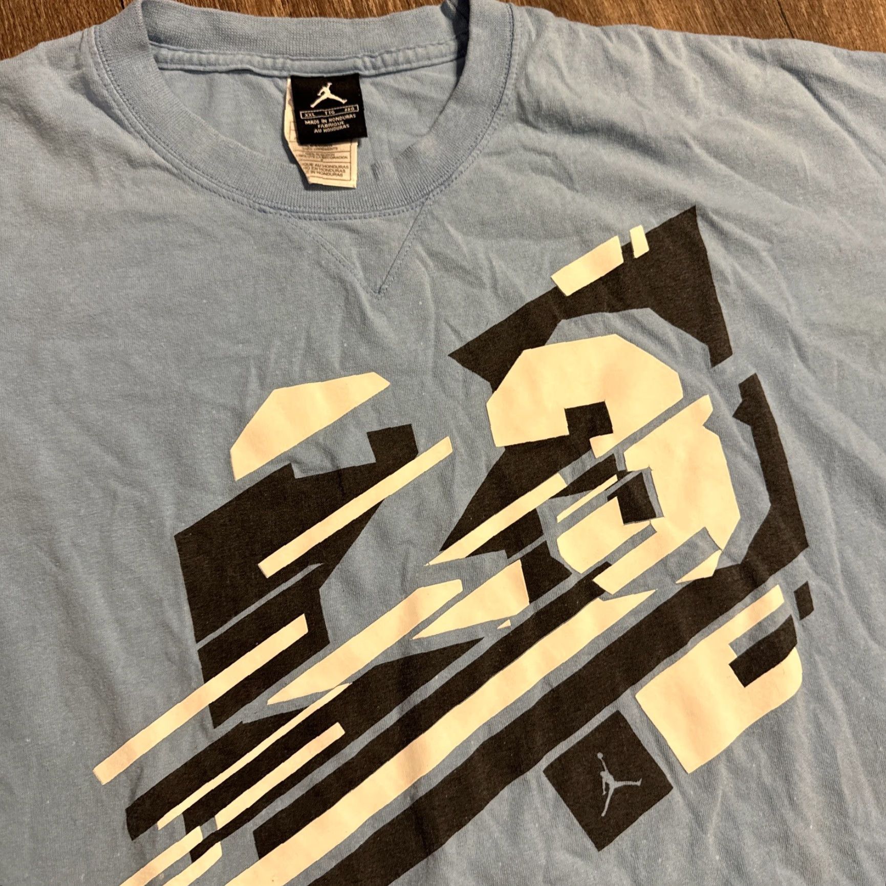 Jordan Brand VINTAGE Air Jordan T-Shirt 2XL Carolina Tar Heel Blue 2000s Retro Flight Mens Size US XXL / EU 58 / 5 - 6 Thumbnail