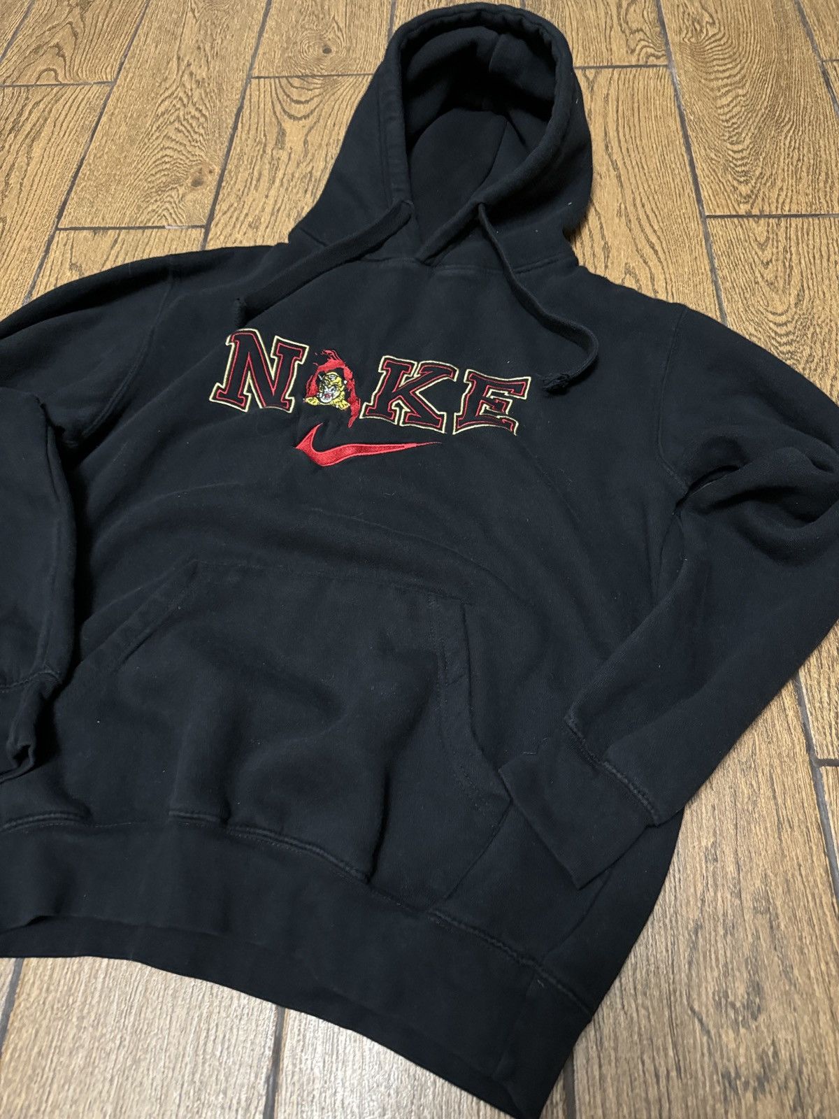 Nike × Vintage Vintage Nike Distressed hoodie Size US S / EU 44-46 / 1 - 3 Thumbnail