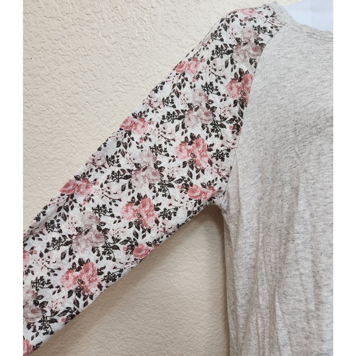 Other Ink Love And Peace Gray Pink Floral Raglan Long Sleeves M Size M / US 6-8 / IT 42-44 - 2 Thumbnail