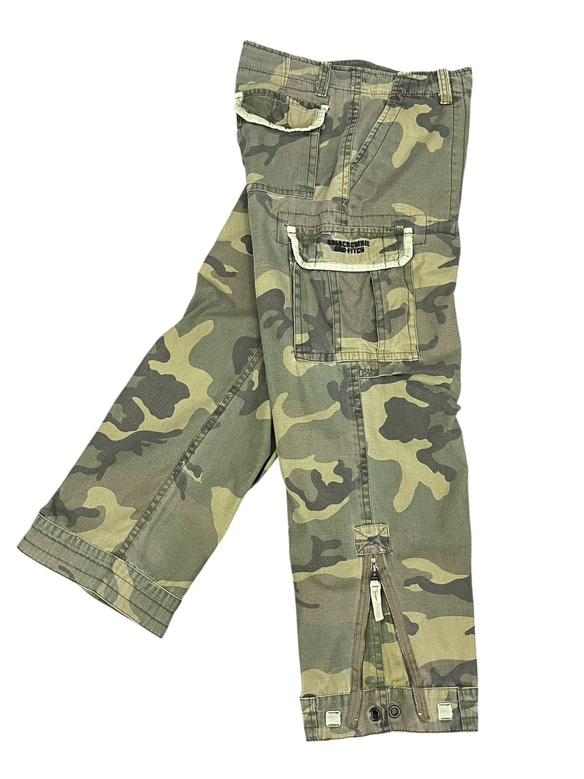 Abercrombie & Fitch 💥Vintage Y2K A&F Military Camo Zip Leg Baggy Cargo Pants Size US 34 / EU 50 - 1 Thumbnail
