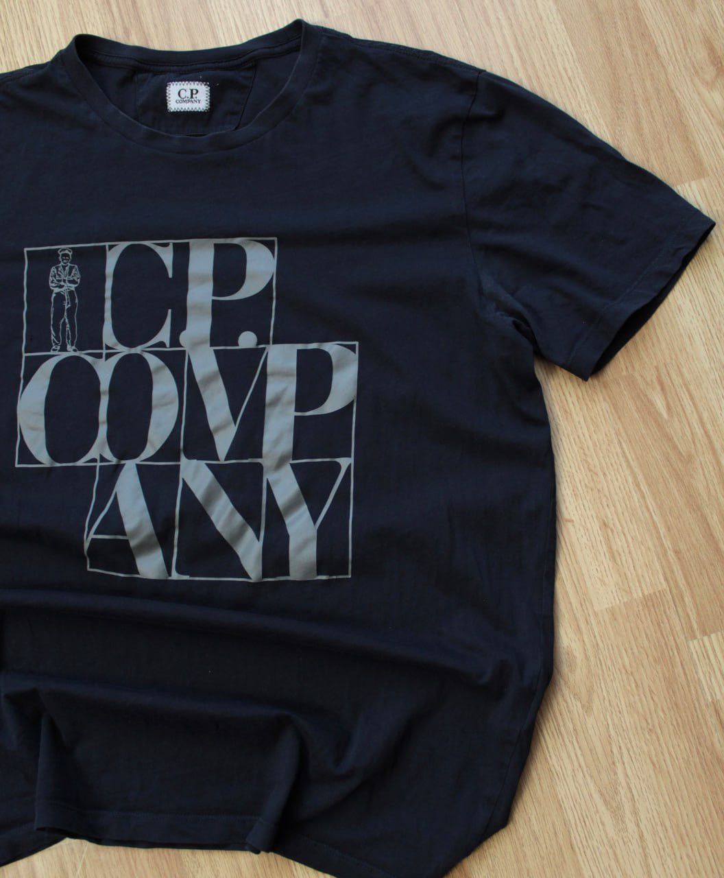 C.P. Company 🔥 C.P. Company Big Logo Distressed T Shirt Vintage Y2K Size US XL / EU 56 / 4 - 2 Thumbnail