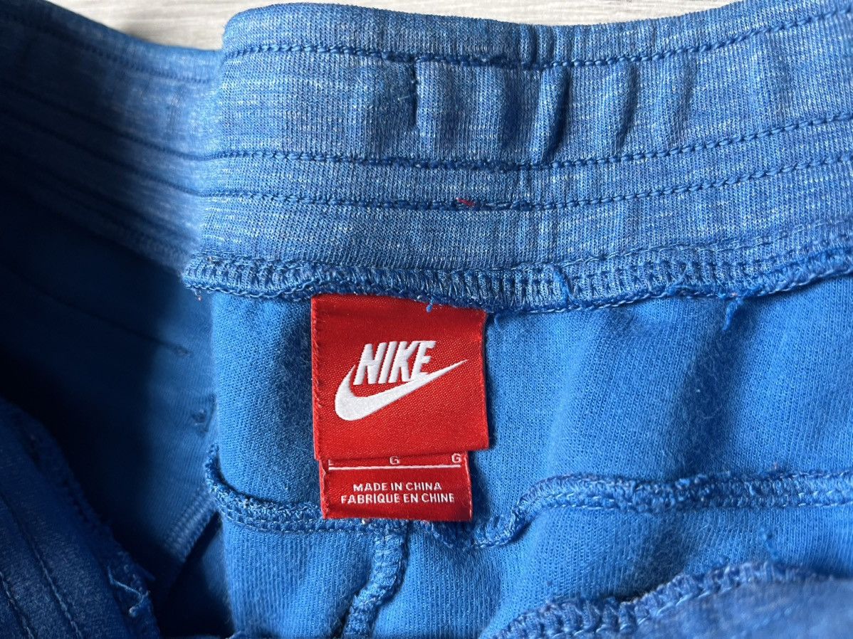 Nike Nike tech fleece shorts sportswear size Large Size US 34 / EU 50 - 3 Thumbnail