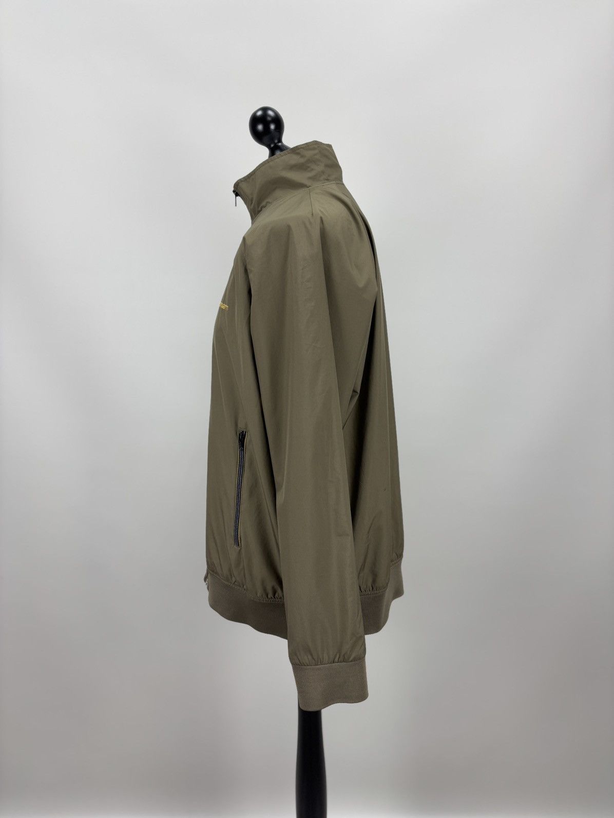 Carhartt Mens jacket windbreaker Carhartt Size XL Color Brown Size US XL / EU 56 / 4 - 7 Thumbnail
