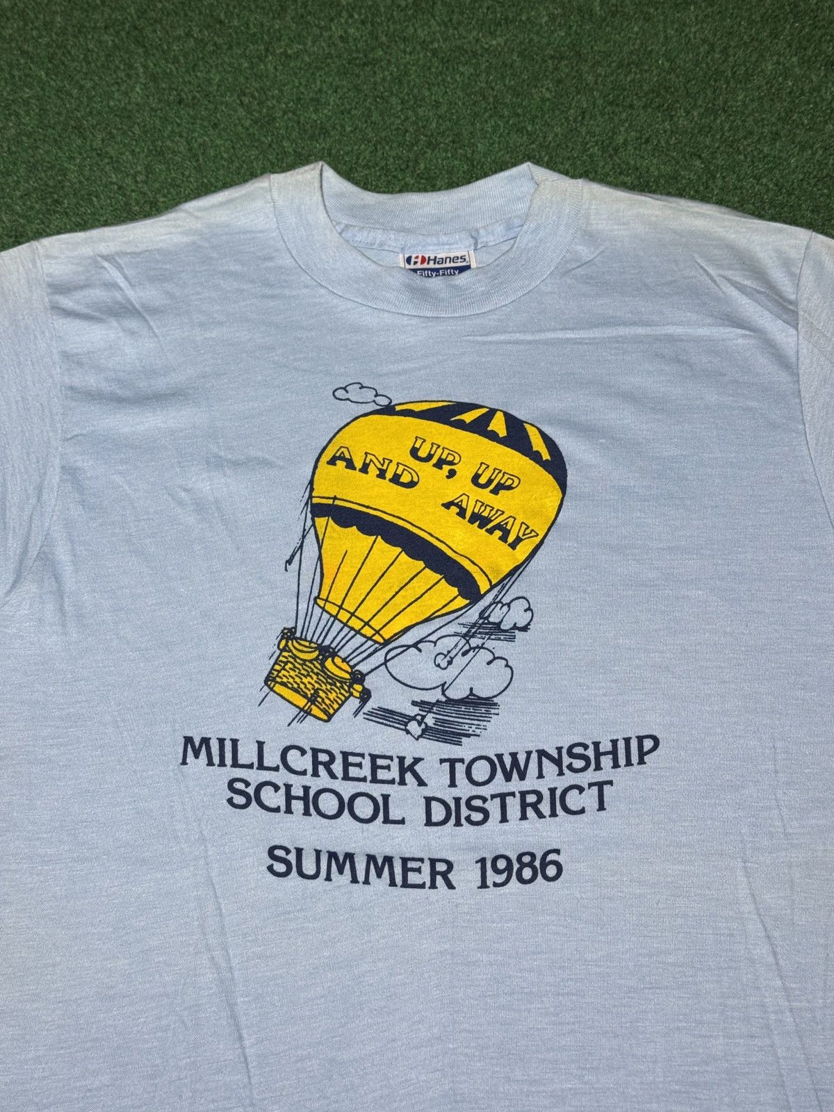 Hanes Millcreek Erie School 80s Summer Hot Air Balloon Sm T Shirt Size US S / EU 44-46 / 1 - 2 Thumbnail