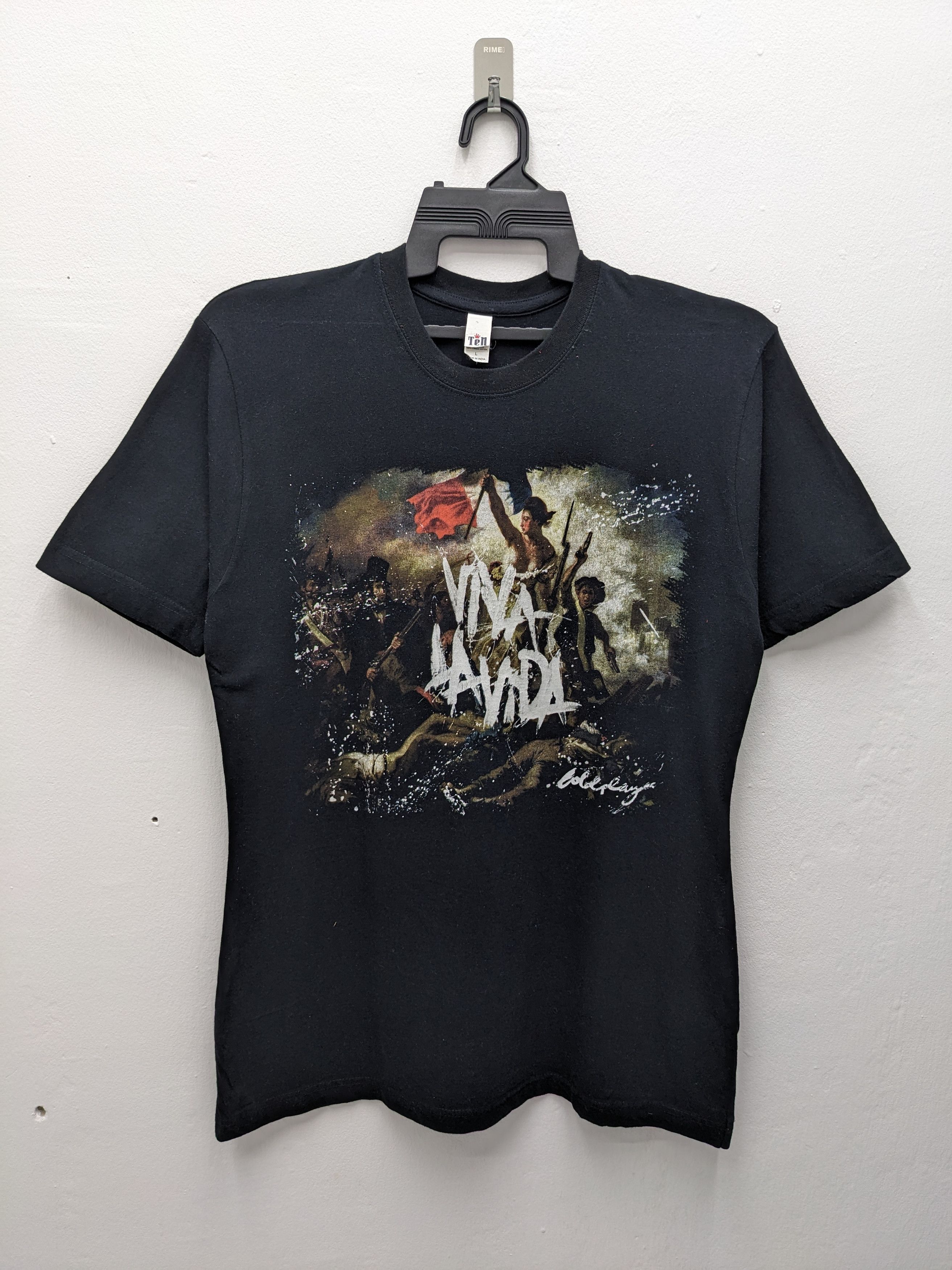 Band Tees COLD PLAY VIVA LA VIDA TOUR BAND TSHIRT Size US L / EU 52-54 / 3 - 2 Thumbnail