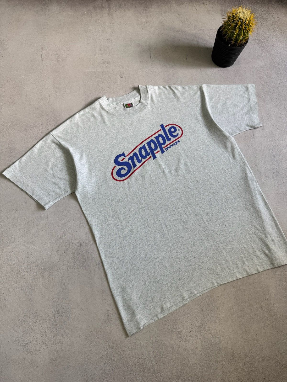 Fruit Of The Loom Vintage Snapple Beverages T Shirt Tee Big Logo Rare 80s Size US XL / EU 56 / 4 - 2 Thumbnail