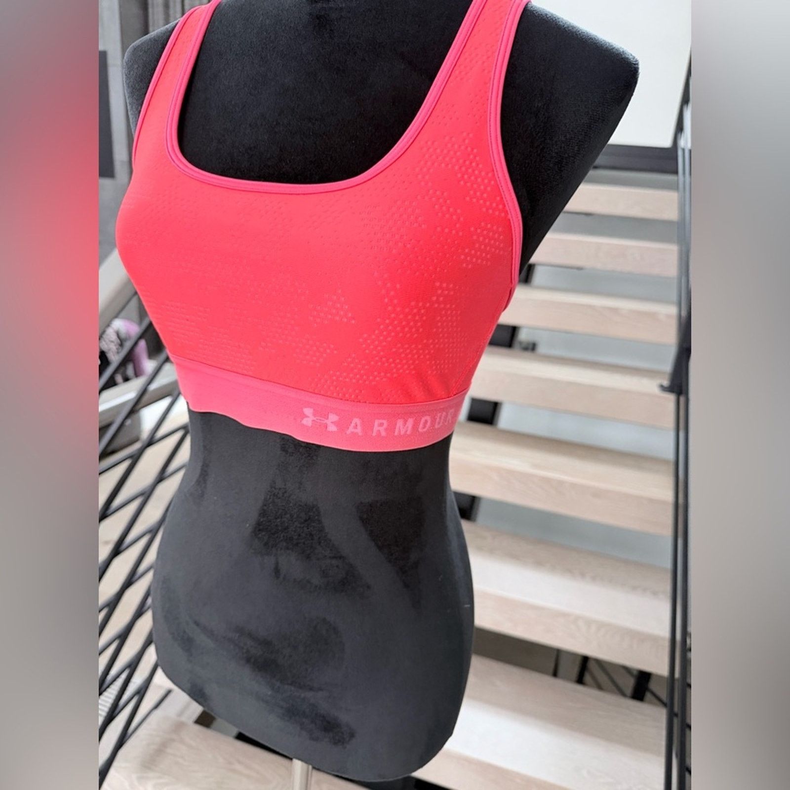 Under Armour Under Armour Orange gym yoga Pilates Sports Bra size M Size M / US 6-8 / IT 42-44 - 2 Thumbnail