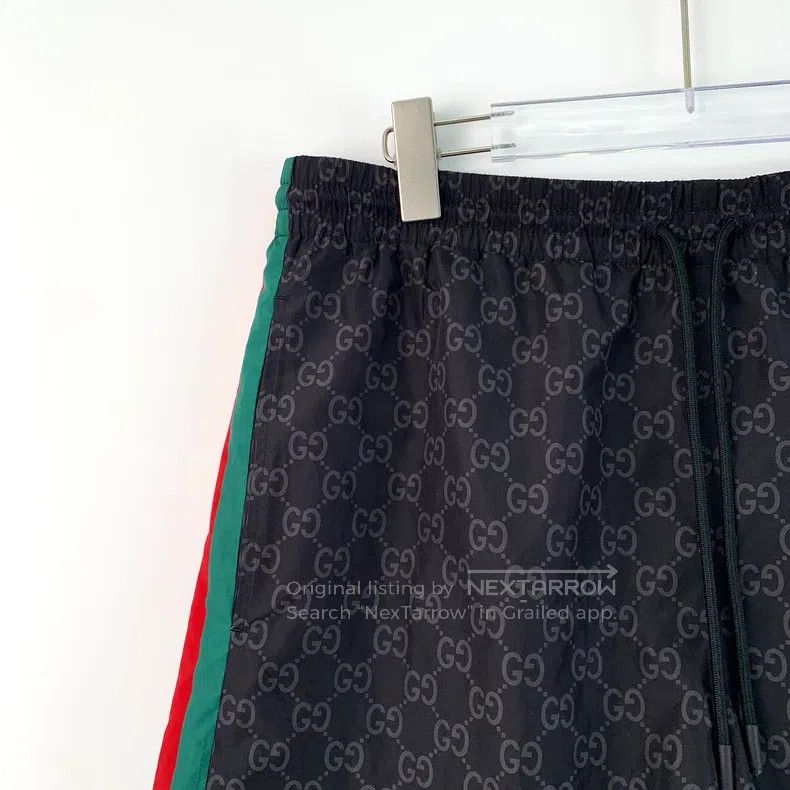 Gucci Gucci Black striped logo dark pattern full-print casual sh Size US 34 / EU 50 - 3 Thumbnail