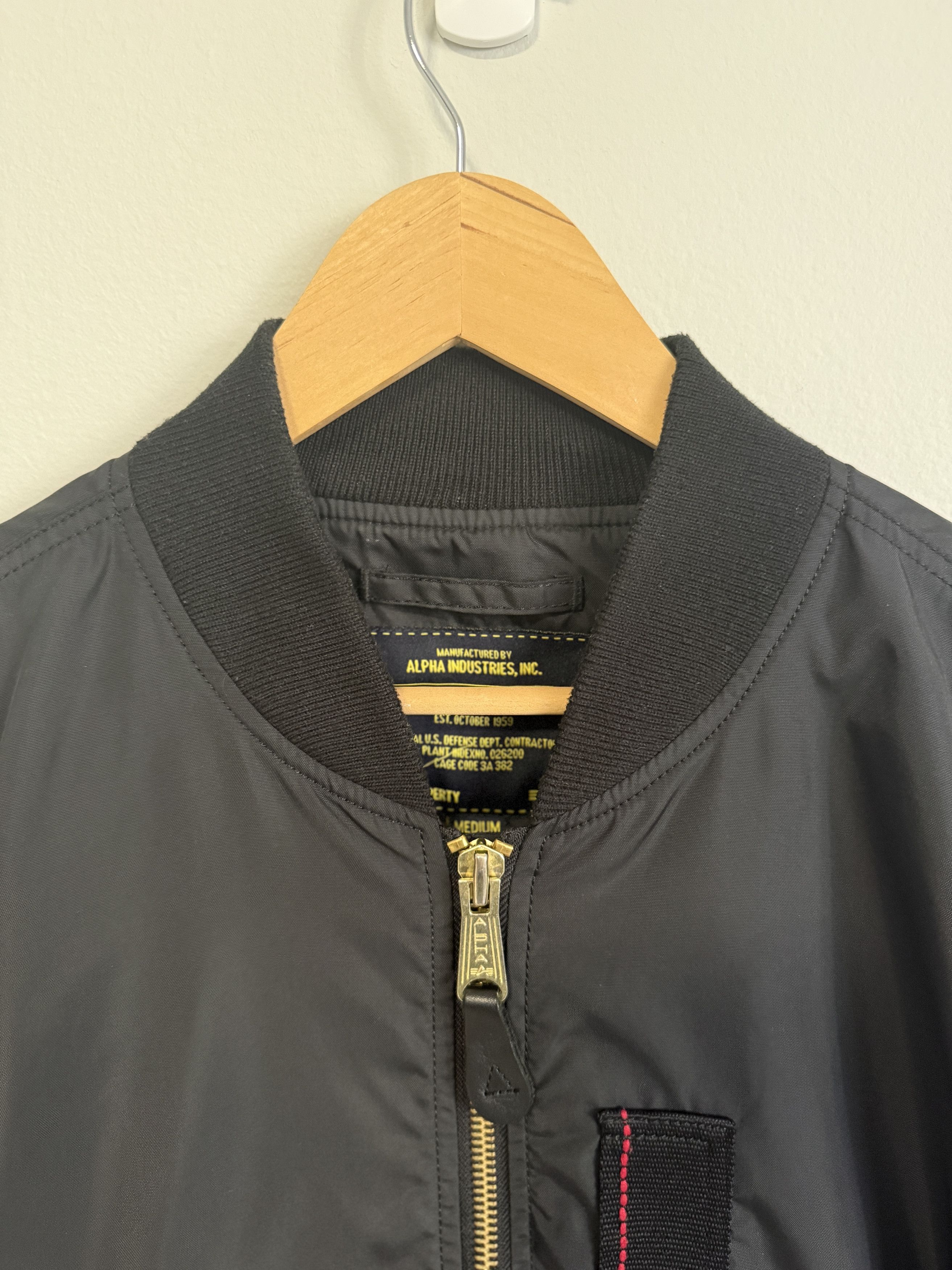 Alpha Industries Alpha Industries MA-1 Skymaster Bomber Jacket size M Size US M / EU 48-50 / 2 - 4 Thumbnail