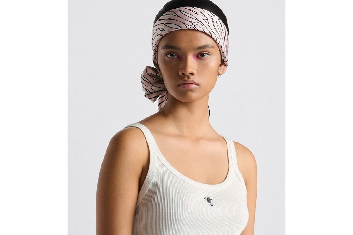 Dior o1bcso1str0226 Size:OS/90 Square Scarf in White/Pale Pink Size ONE SIZE - 6 Thumbnail