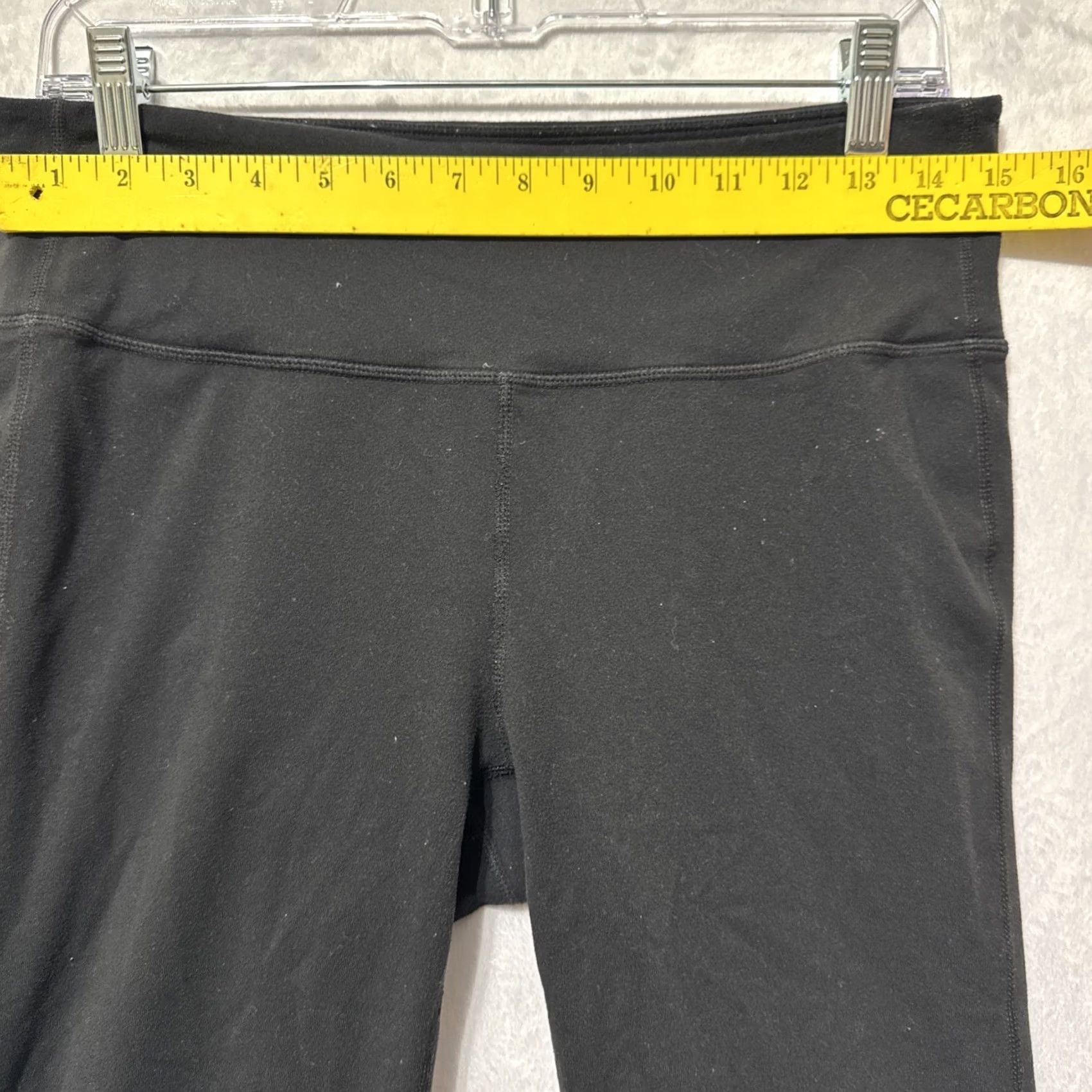 Athleta Athleta Women's Black Crop Legging Yoga Gym Size Large Size 36" / US 14 / IT 50 - 2 Thumbnail