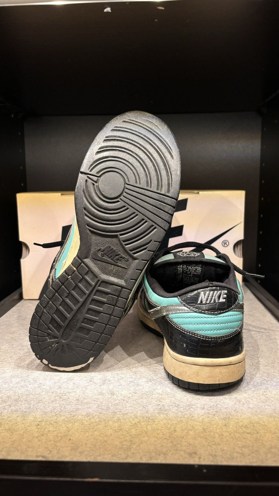 Nike × Tiffany & Co. SB Dunk Tiffany Size US 8.5 / EU 41-42 - 4 Thumbnail