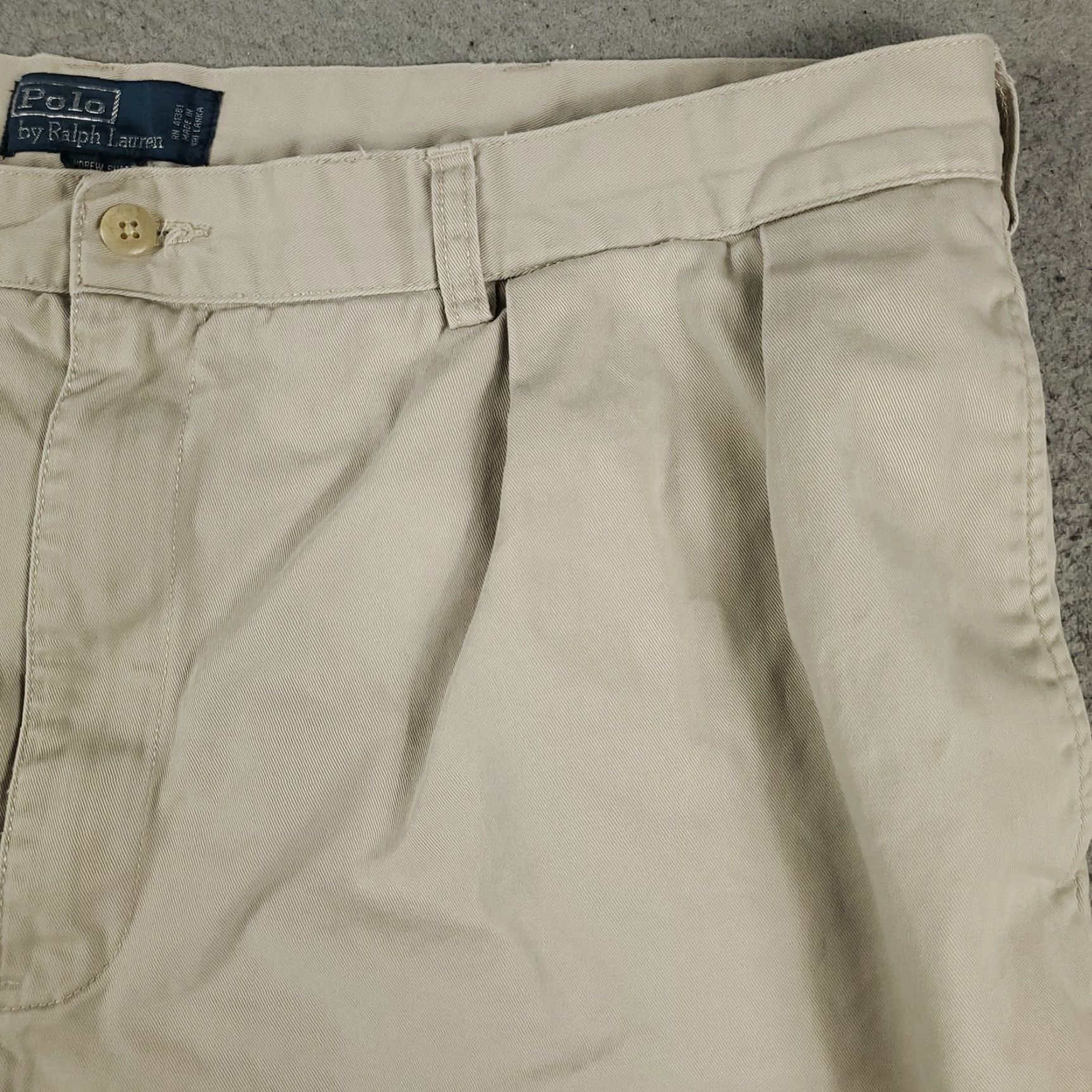 Ralph Lauren Ralph Lauren Chino Shorts Mens Size 42 Beige Cotton Pleated Slash Pockets Regular Fit Mens Size US 42 / EU 58 - 3 Thumbnail