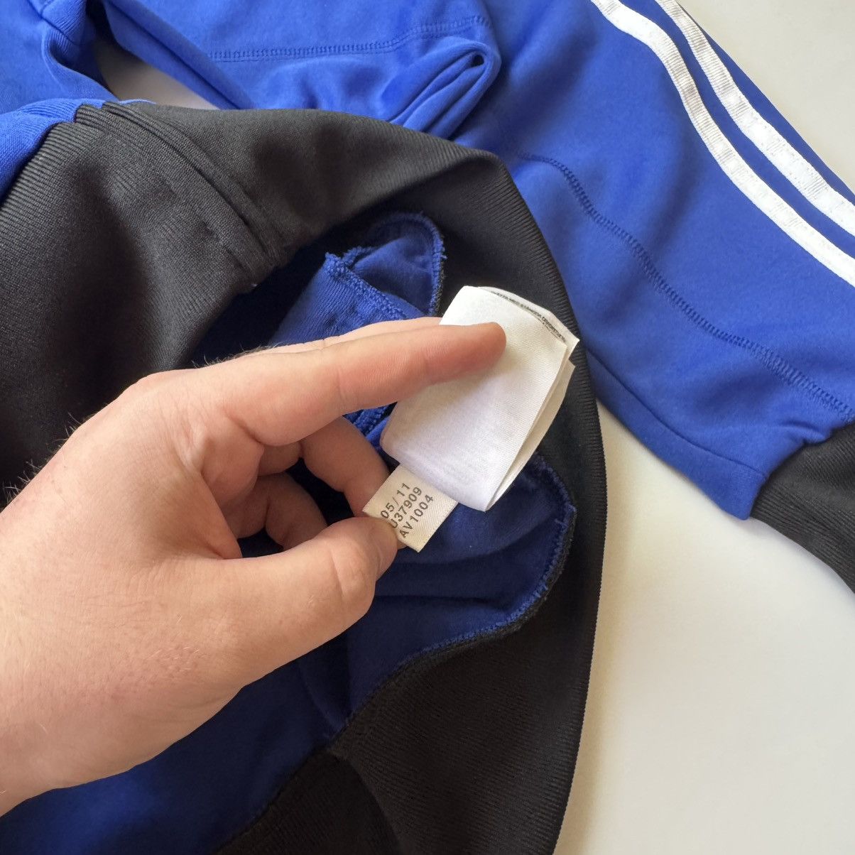 Adidas Vintage Adidas Hamburg Football Track Jacket Size US L / EU 52-54 / 3 - 6 Thumbnail