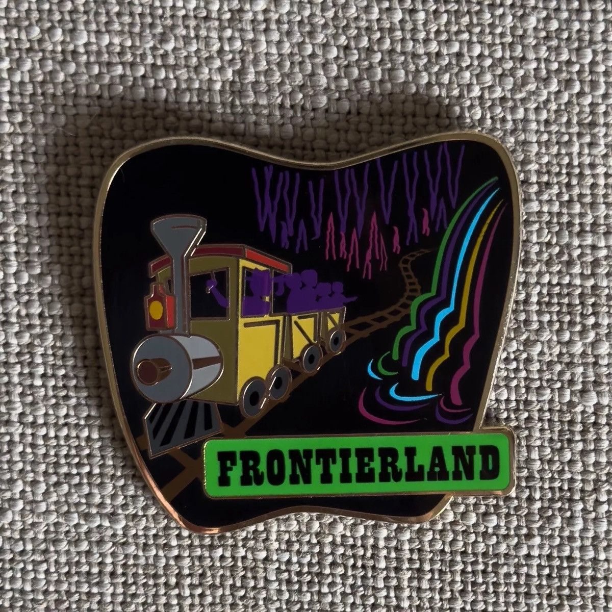 Disney 60th Anniversary Decade Series 1950s Frontierland Mine Train Size ONE SIZE - 4 Thumbnail