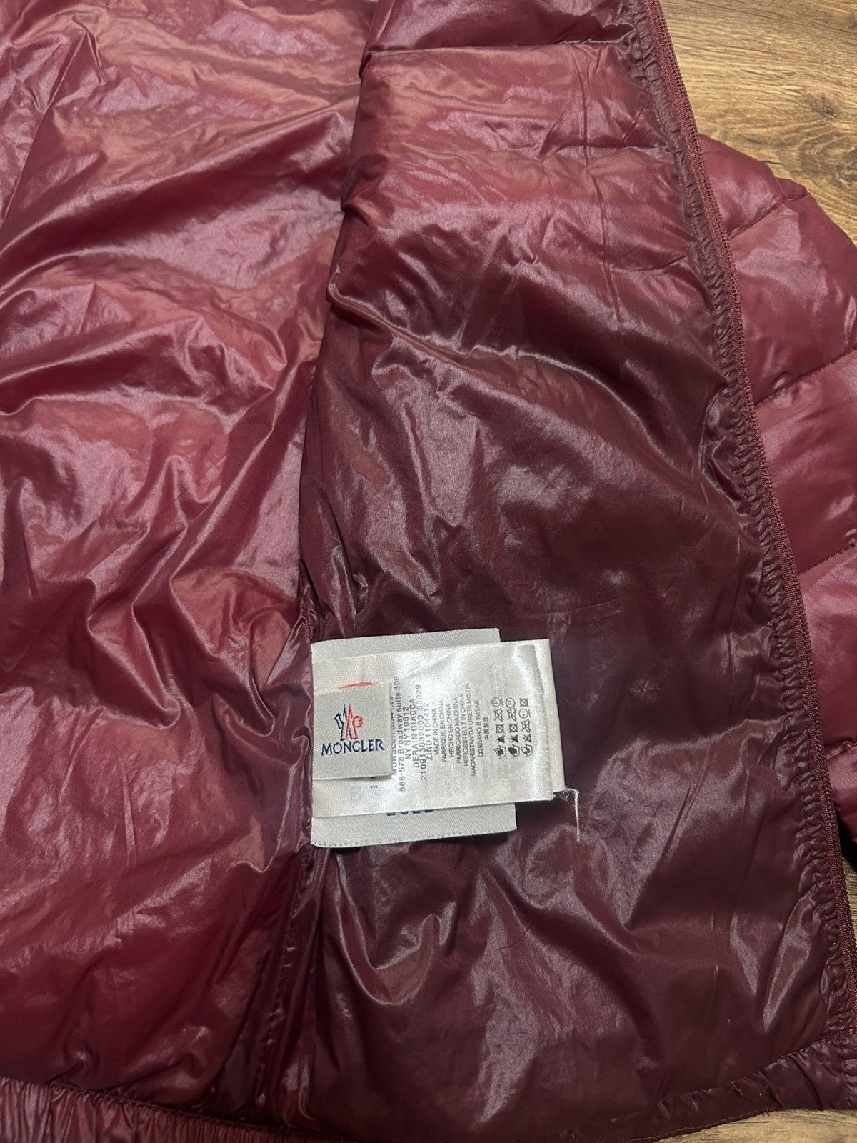 Moncler Vintage Moncler Puffer jacket Turns into a Vest Size XS / US 0-2 / IT 36-38 - 12 Thumbnail