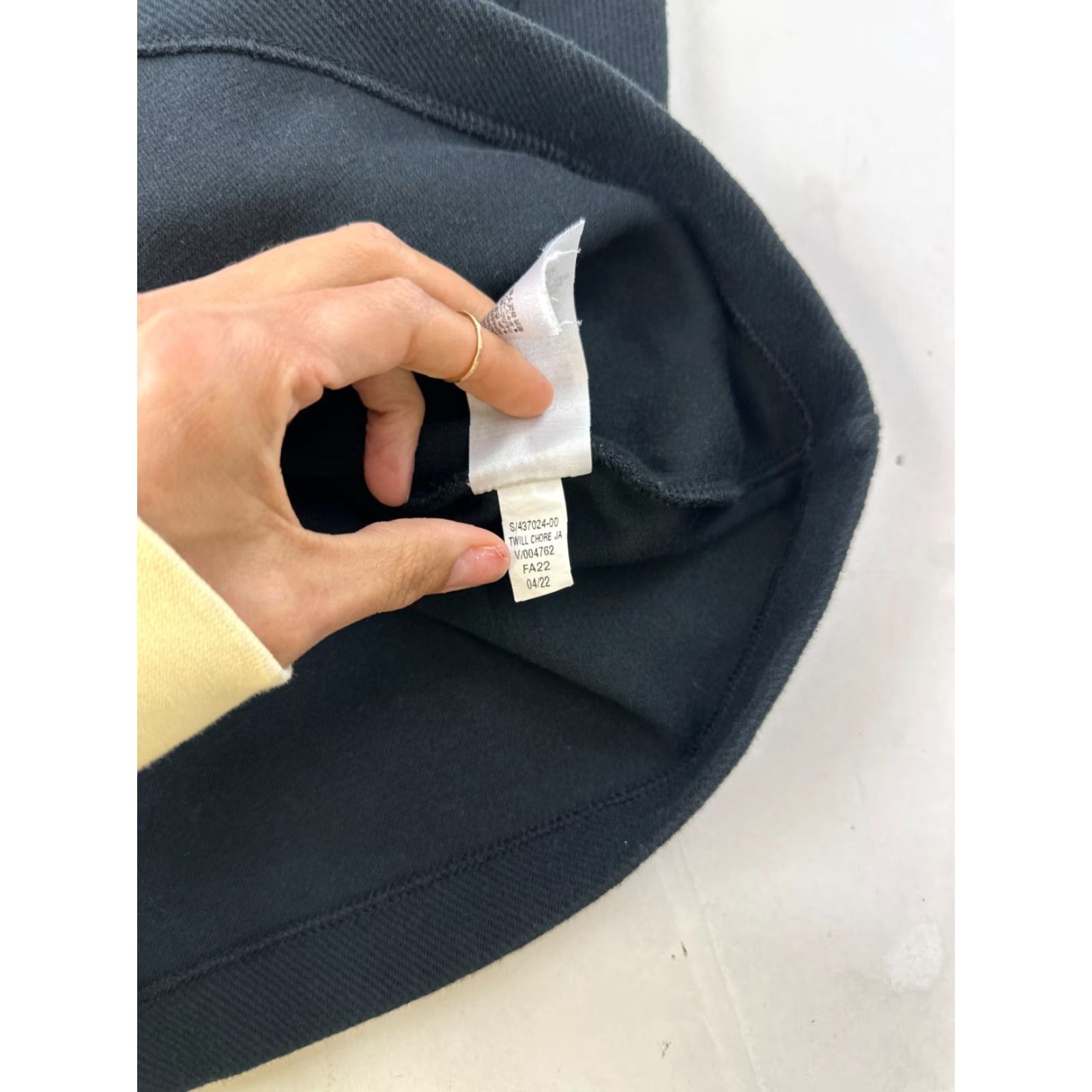 Banana Republic Banana Republic Jacket Womens M Black Light Weight Long Sleeve Button Front Casual Coat / Jacket Womens M Black Lightweight Button Front Outdoor 90s? Size M / US 6-8 / IT 42-44 - 5 Thumbnail