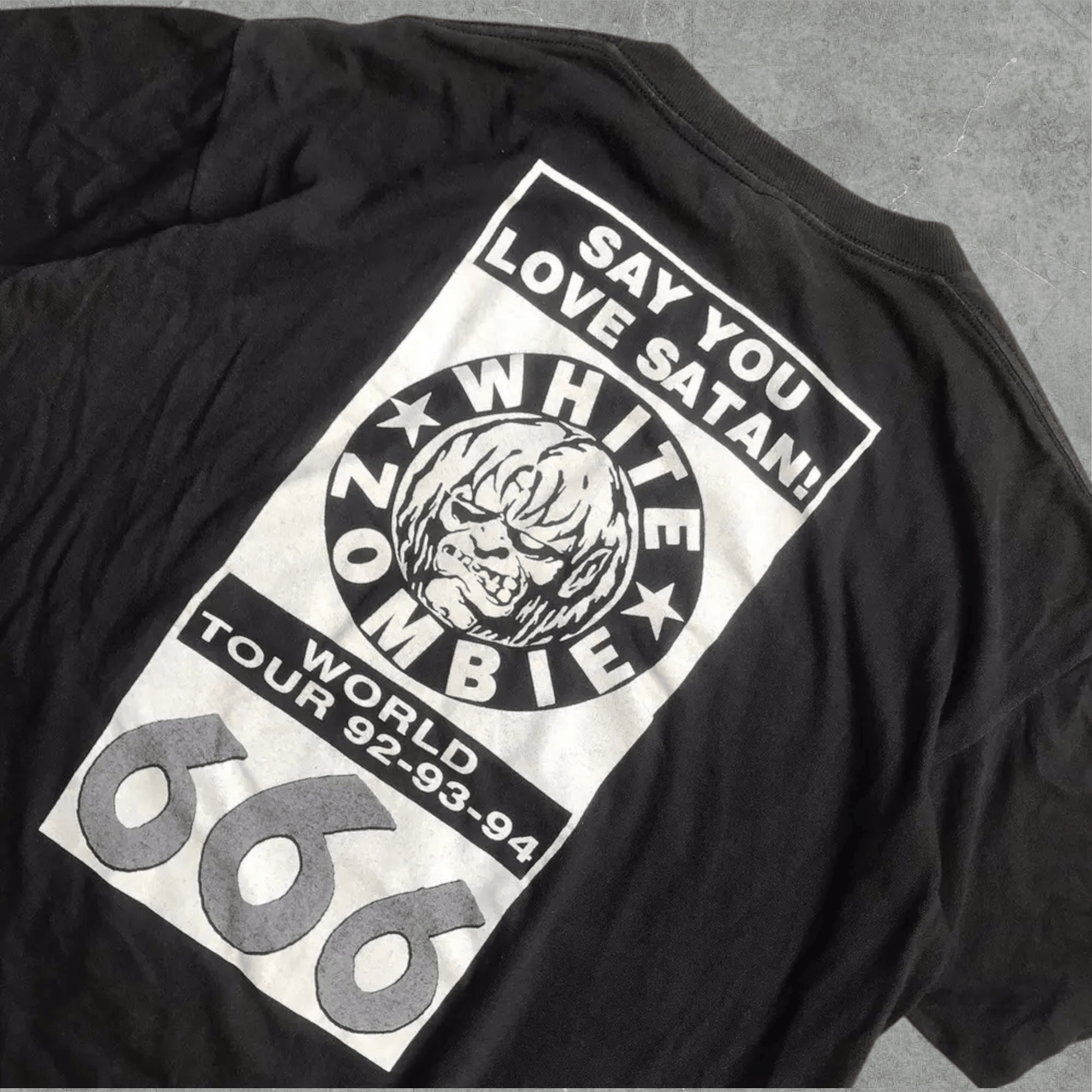 Band Tees × Vintage Vintage 90s white zombie band T-Shirt Size US L / EU 52-54 / 3 - 7 Thumbnail