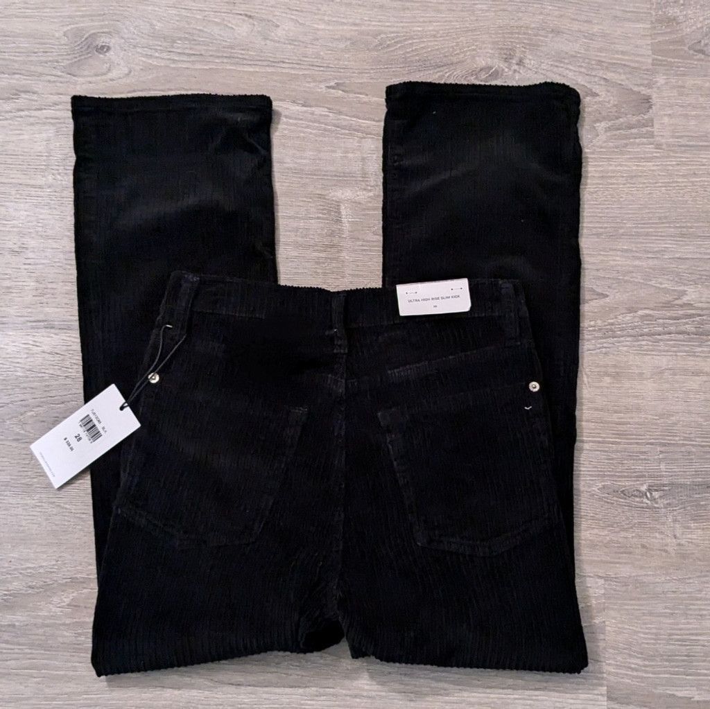 7 For All Mankind 7 for all mankind black ultra high rise slim corduroy sz. 28 Size 28" / US 6 / IT 42 - 8 Thumbnail