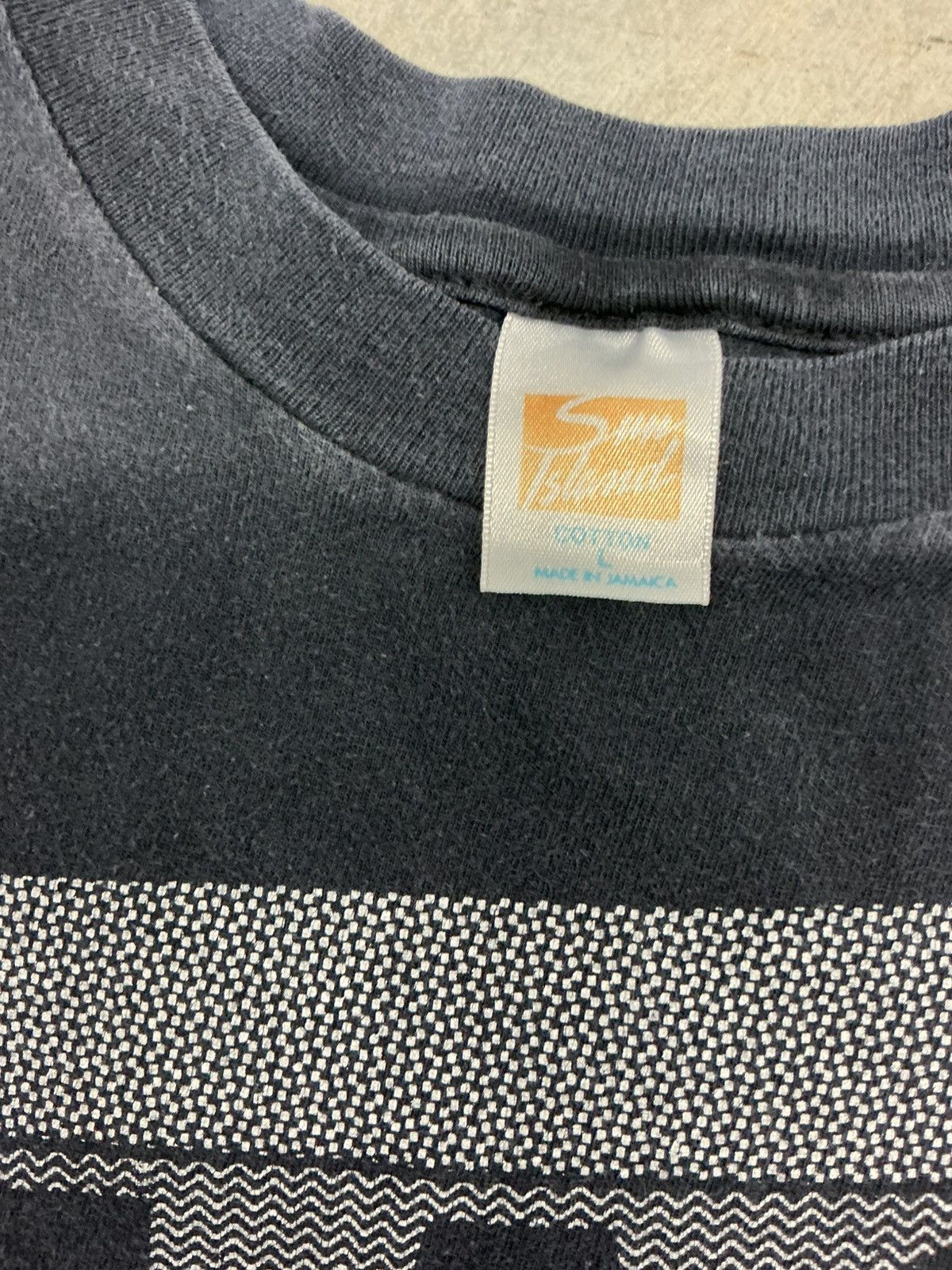 Vintage Vintage 90’s Jamaica Single Stitch T-Shirt Size US L / EU 52-54 / 3 - 3 Thumbnail