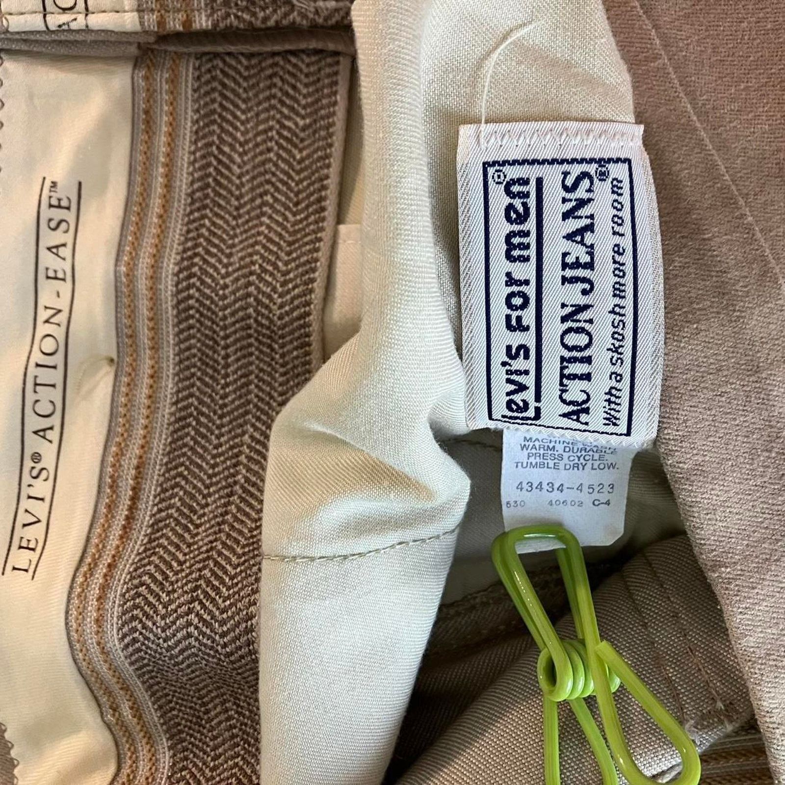 Levi's × Vintage Vintage 80s Levi’s Action Jeans Straight Leg Slack Pants Size US 34 / EU 50 - 5 Thumbnail