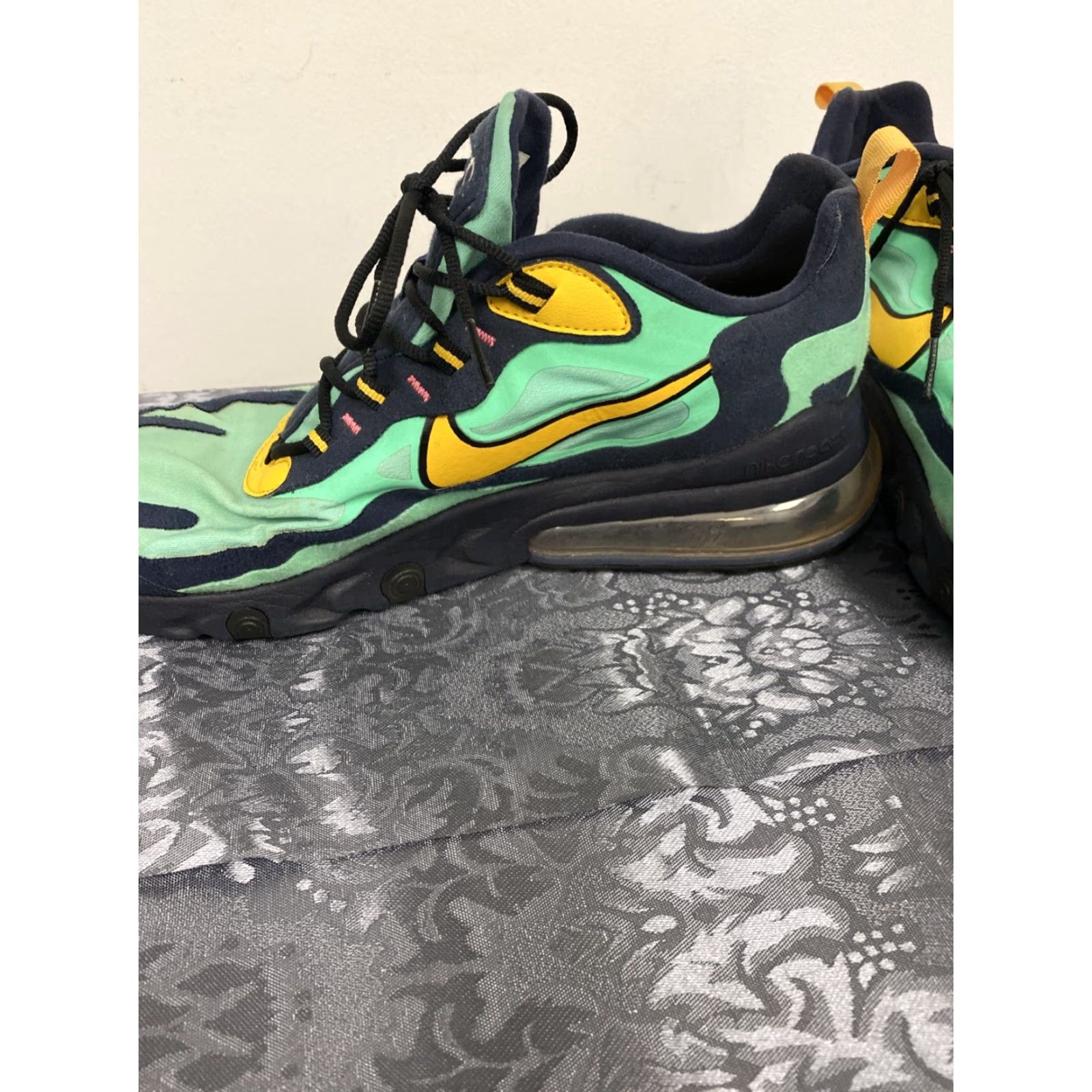 Nike Nike Air Max 270 React ENG Size 12 Mens Green Yellow Size US 11 / EU 44 - 7 Thumbnail
