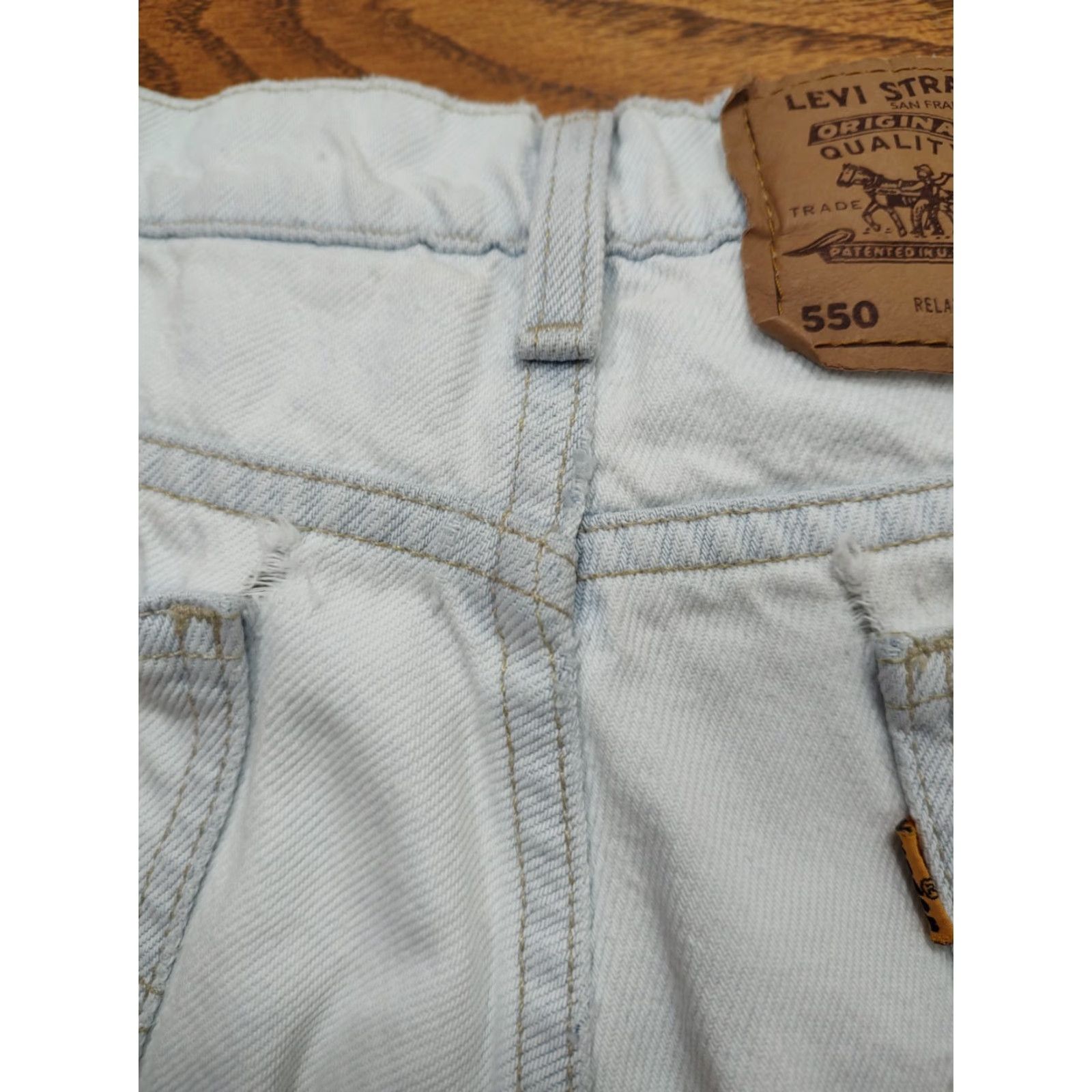 Levi's VINTAGE Levi's Shorts Mens 30 Light Blue 550 Orange Tab Relaxed Denim USA 90s Size US 30 / EU 46 - 3 Thumbnail