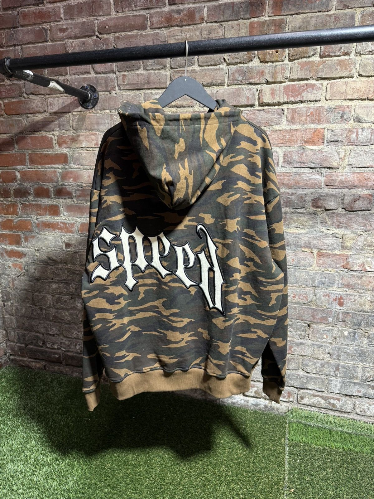 Godspeed Godspeed Side Logo Camo Zip Up Sz. XL Size US XL / EU 56 / 4 - 2 Thumbnail