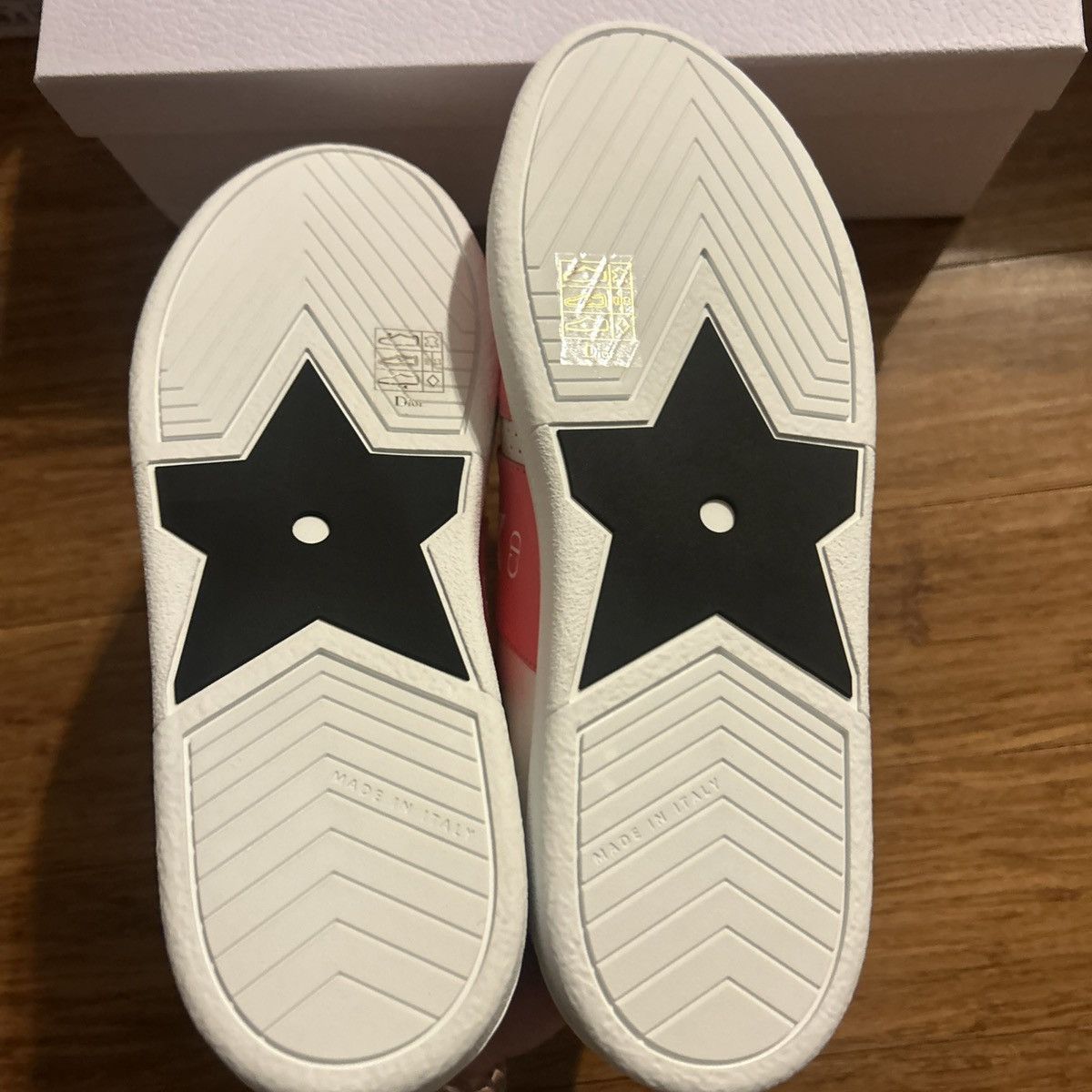 Dior Dior DIORIVIERA DIOR STAR SNEAKER White and Candy Pink Size US 9 / IT 39 - 7 Thumbnail