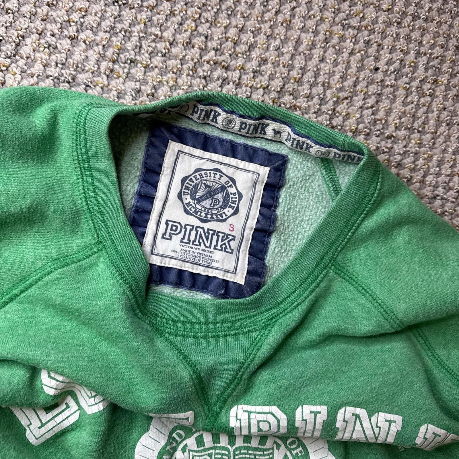 Victoria's Secret Cute surfy vintage y2k pink university sweatshirt Size S / US 4 / IT 40 - 6 Thumbnail