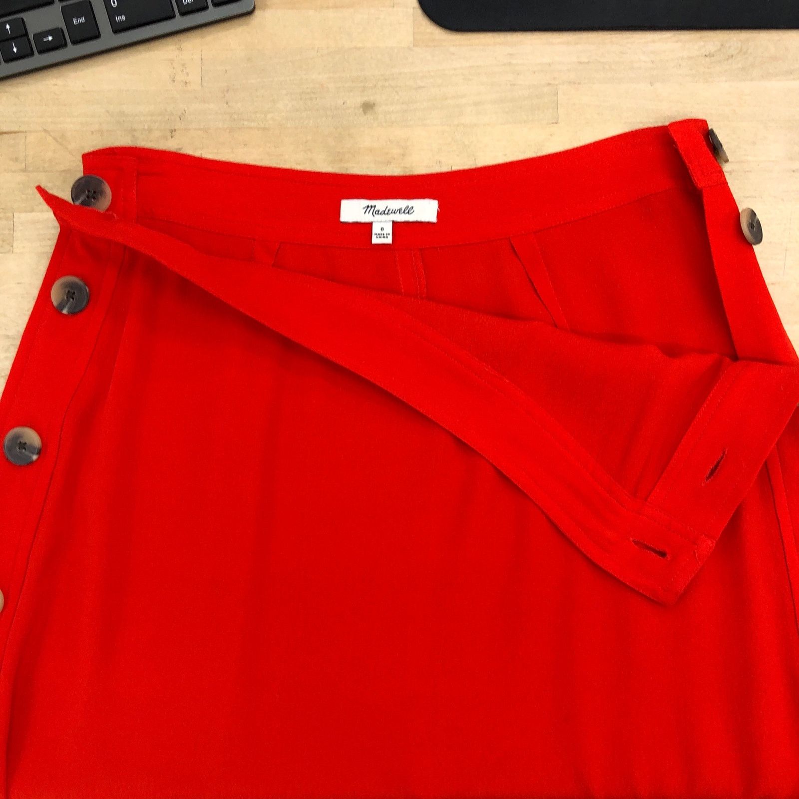 Madewell Madewell Size 0 Skirt Side Buttons Knee Length Viscose Red Size 25" / US 0 / IT 36 - 12 Thumbnail