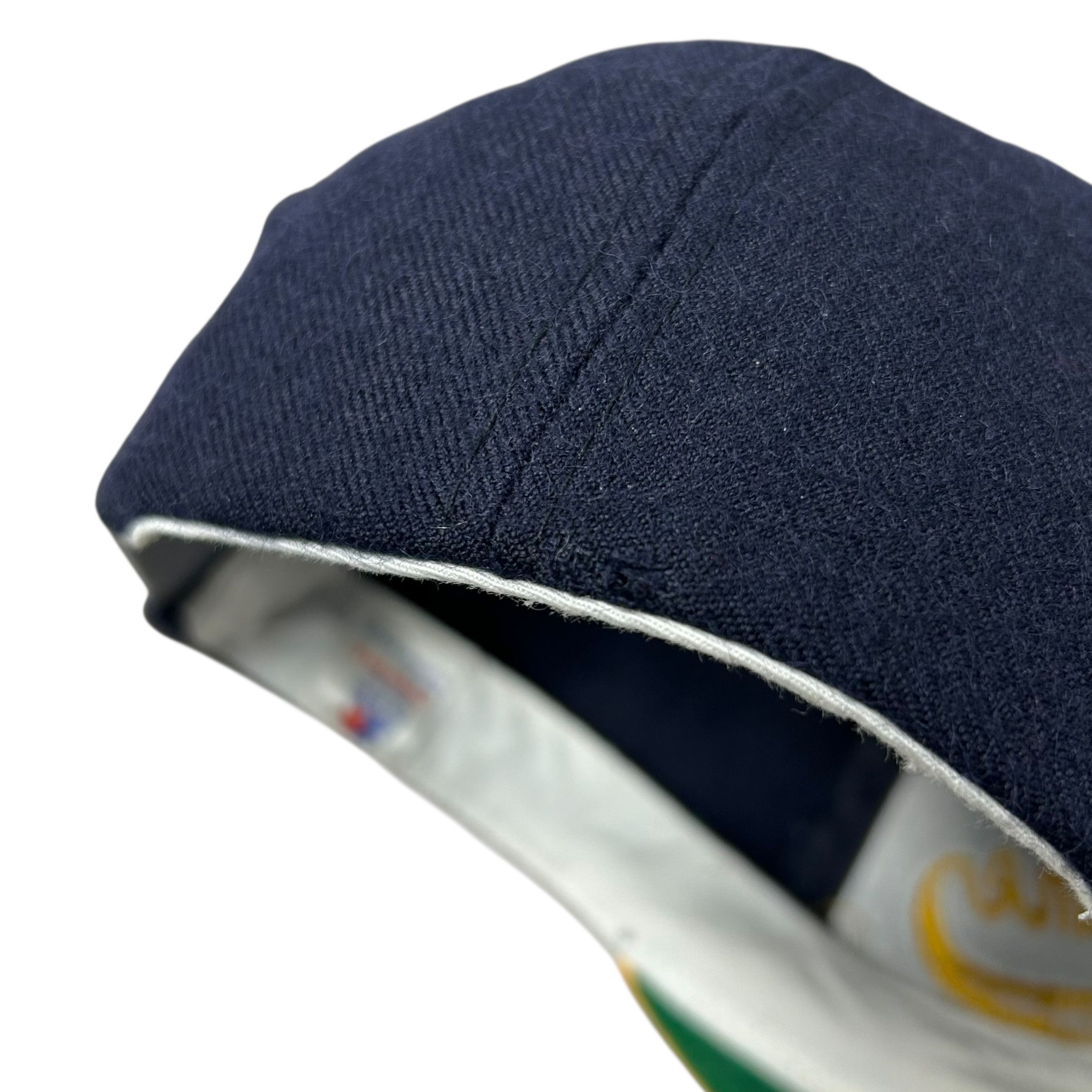 NCAA VTG NOTRE DAME FIGHTING IRISH STARTER SCRIPT LOGO SNAPBACK Size ONE SIZE - 6 Thumbnail
